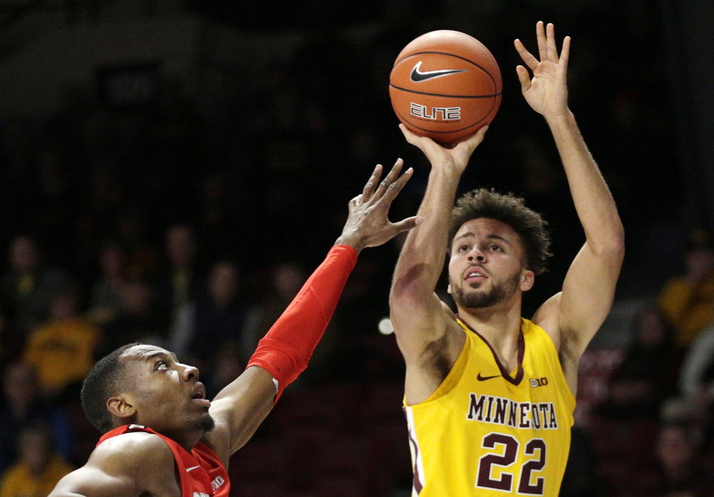 Gophers guard Gabe Kalscheur