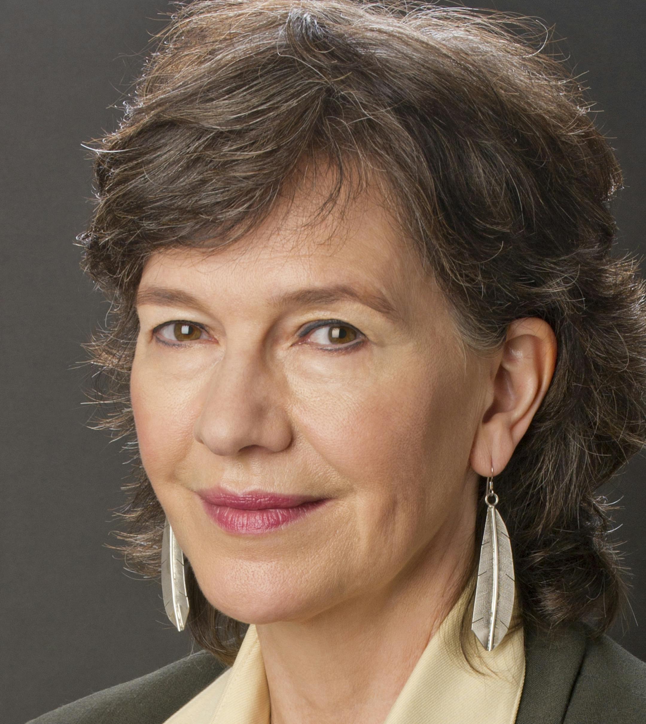 PAUL EMMEL PHOTOGRAPHY Author Louise Erdrich