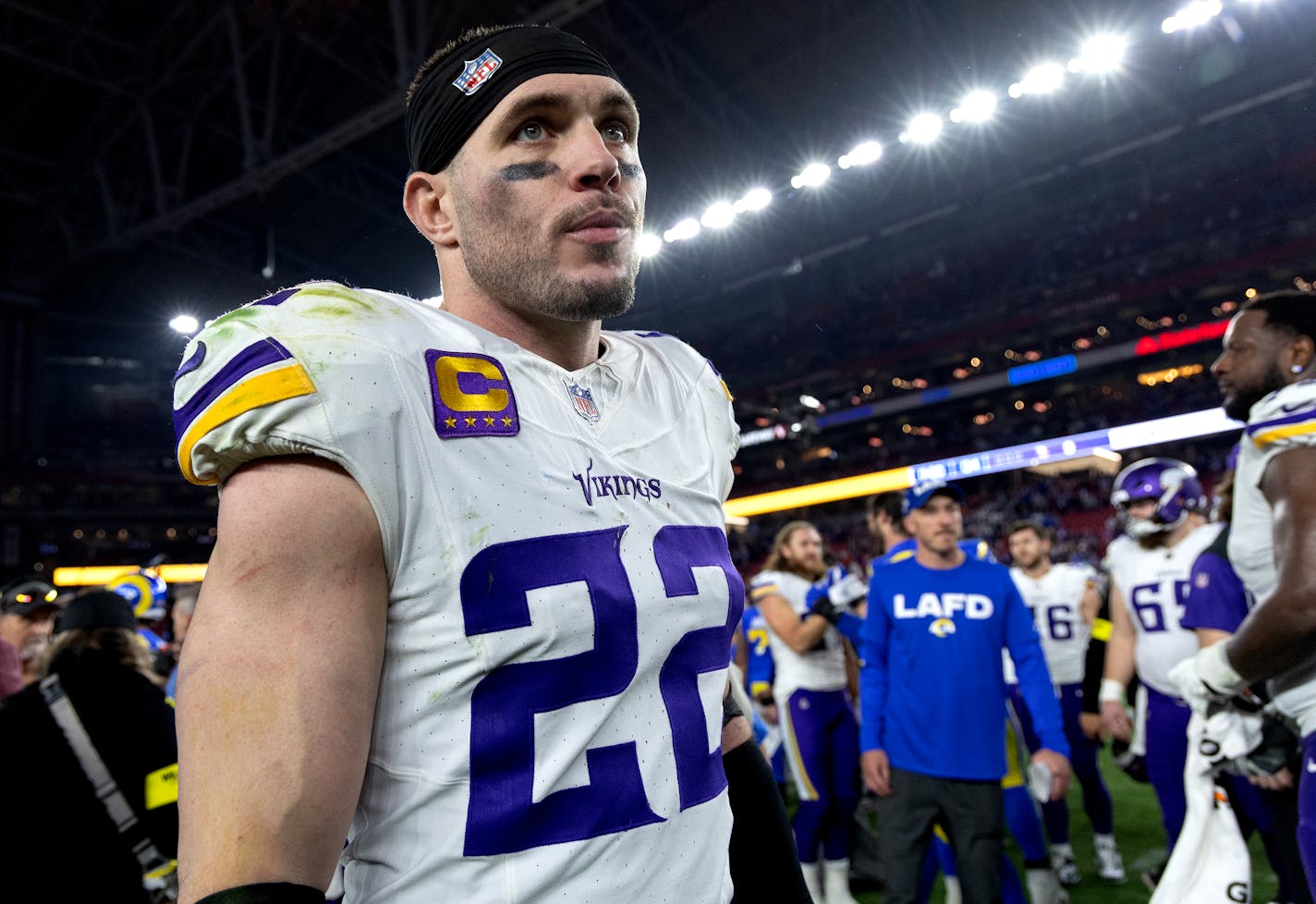 Vikings and safety Harrison Smith strike a deal for his 14th season