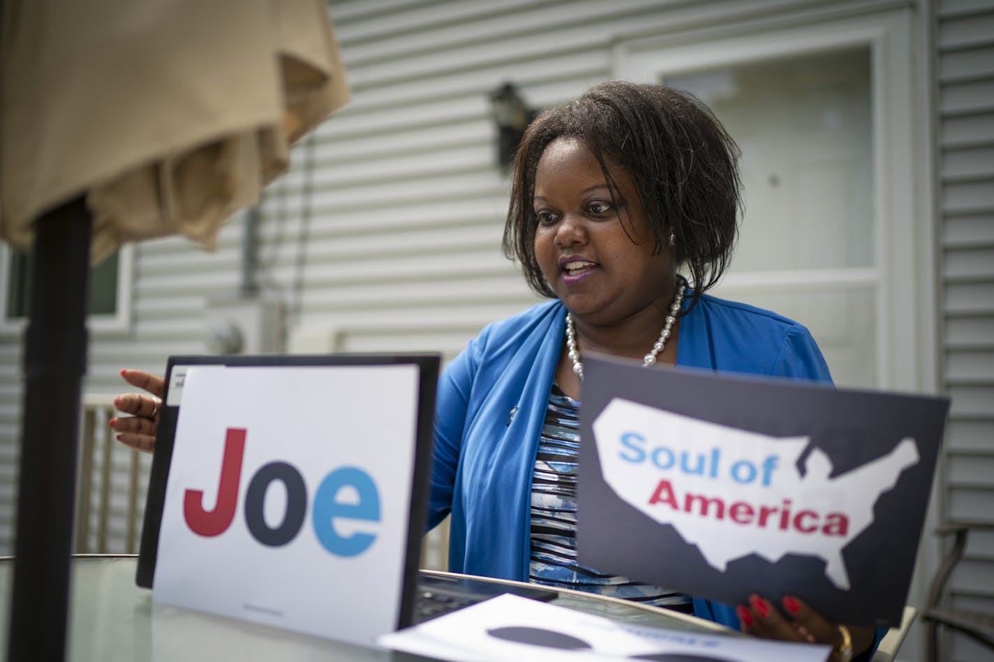 DNC delegate Husniyah Dent Bradley is participating in the convention from her at home in Richfield, Minn, this year. Photographed on Wednesday, August 19, 2020. ] RENEE JONES SCHNEIDER renee.jones@startribune.com