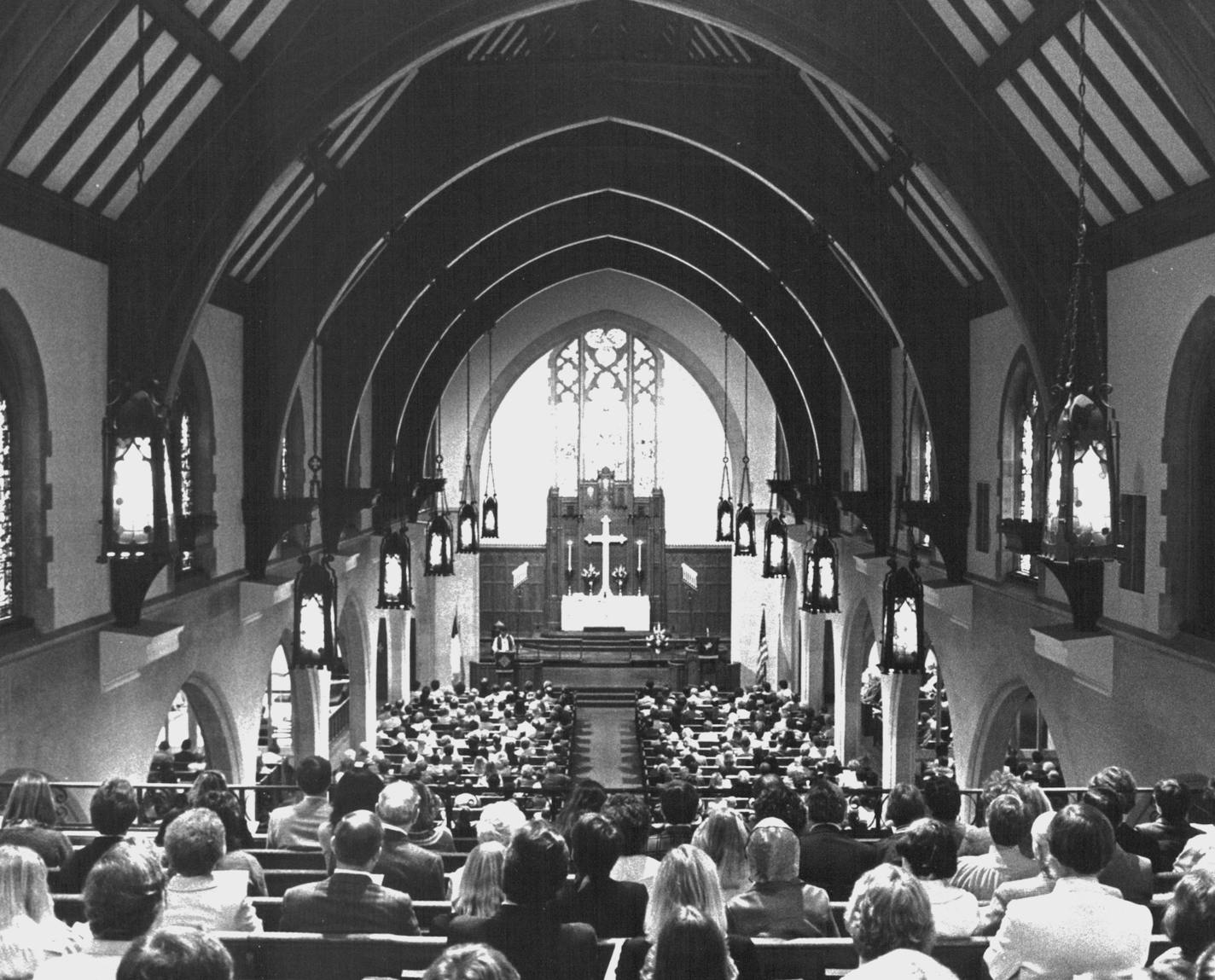 April 12, 1981 Sunday services at Mount Olivet Lutheran Church are well-attended. March 15, 1981 Kent Kobersteen, Minneapolis Star Tribune ORG XMIT: MIN2018091915152140