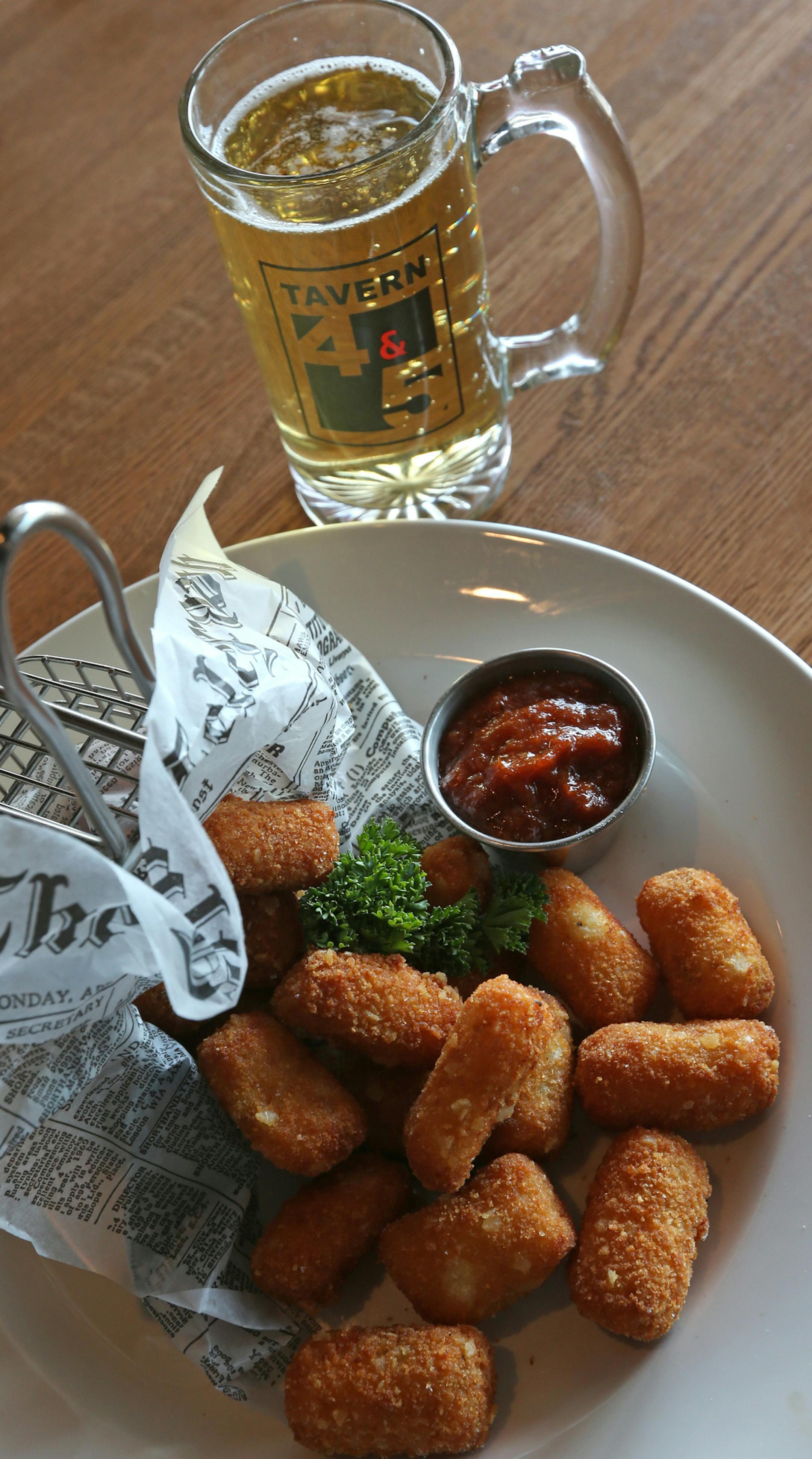 Crunchy Tater Tots at Tavern 4+5, 16396 Wagner Way, just off Hwy 5 in Eden Prairie. Photographed on 11/1/13.] Bruce Bisping/Star Tribune bbisping@startribune.com
