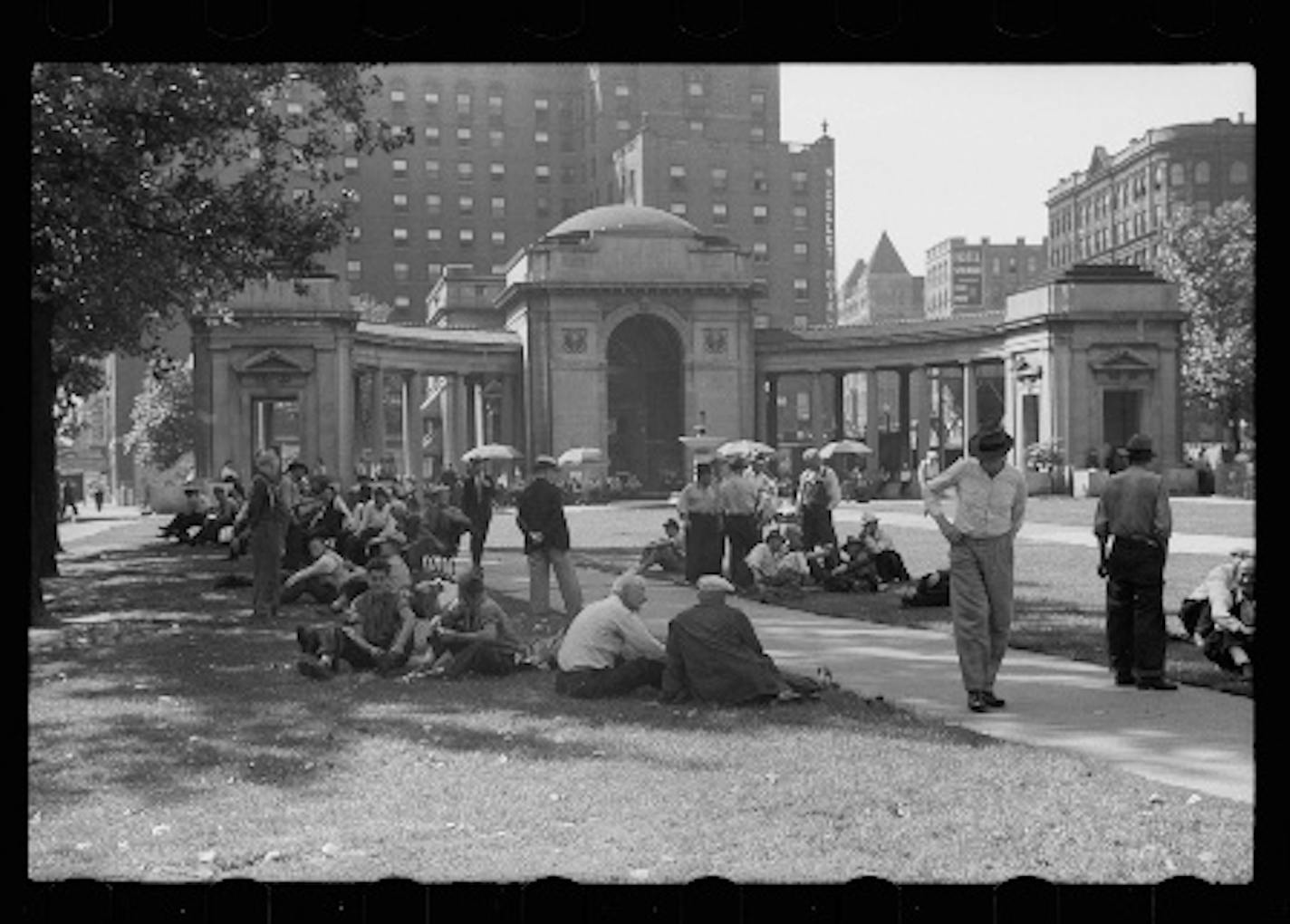 Gateway Park, September 1939 (John Vachon photo, Library of Congress)