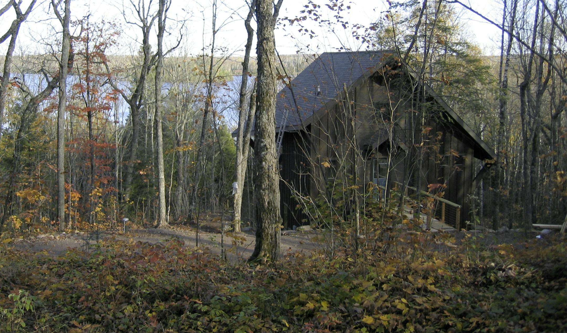 homegazing1213Photos courtesy of Bear Island Land Co.