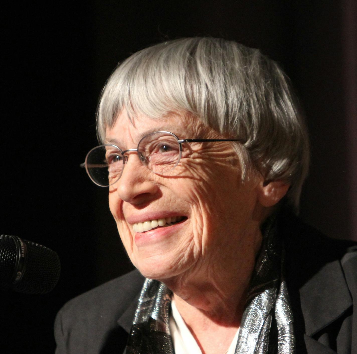 In an undated photo provided by Jack Liu, Ursula Le Guin speaks at the University of Oregon in 2014. Le Guin, an immensely popular author who brought literary depth and a tough-minded feminine sensibility to science fiction and fantasy with books like &#xd2;The Left Hand of Darkness&#xd3; and the Earthsea series, died at home in Portland, Ore. on Jan. 22, 2018. She was 88. (Jack Liu via The New York Times) -- NO SALES; FOR EDITORIAL USE ONLY WITH NYT STORY SLUGGED OBIT-LEGUIN BY JONAS FOR JAN. 2