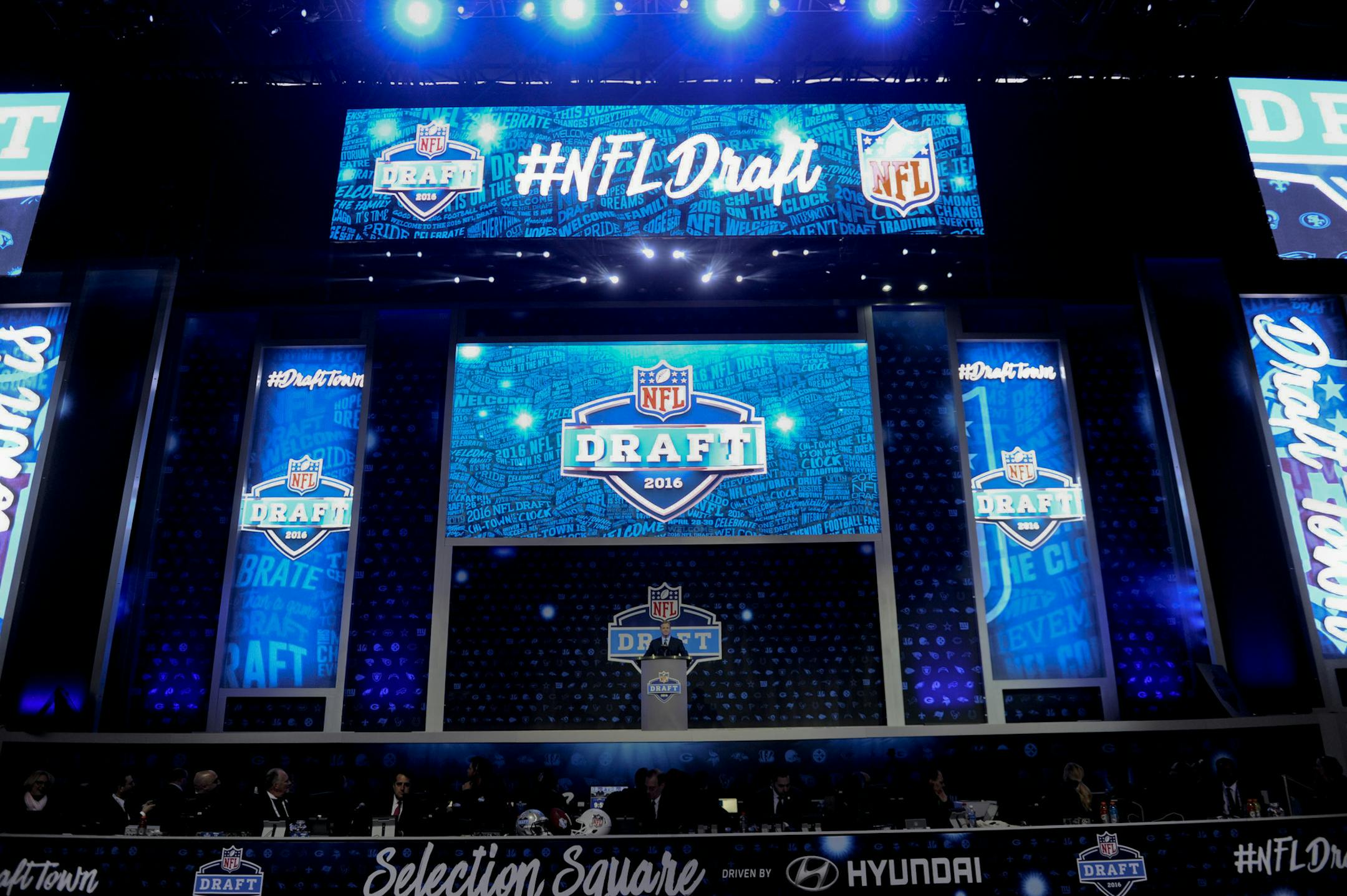 NFL Commissioner Roger Goodell opens up the 2016 NFL football draft at Selection Square in Grant Park, Thursday, April 28, 2016, in Chicago. (AP Photo/Matt Marton)