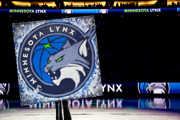 Quick exit: Lynx assistant leaves after month to take college job