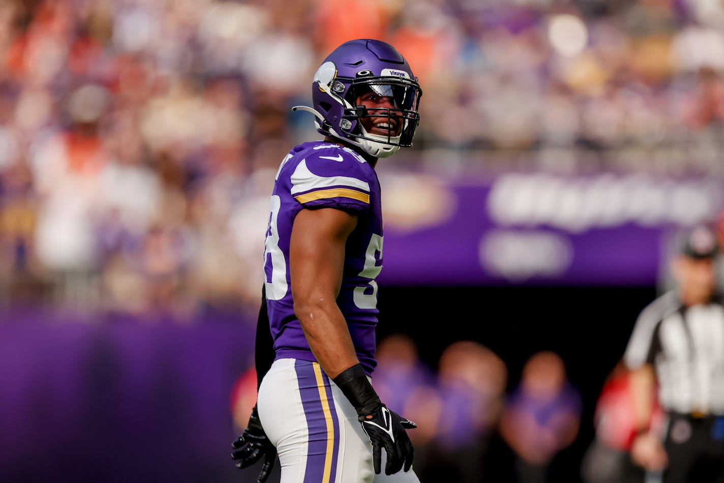 Minnesota Vikings linebacker Jordan Hicks (58) in action during the first half of an NFL football game against the Chicago Bears, Sunday, Oct. 9, 2022 in Minneapolis. (AP Photo/Stacy Bengs)