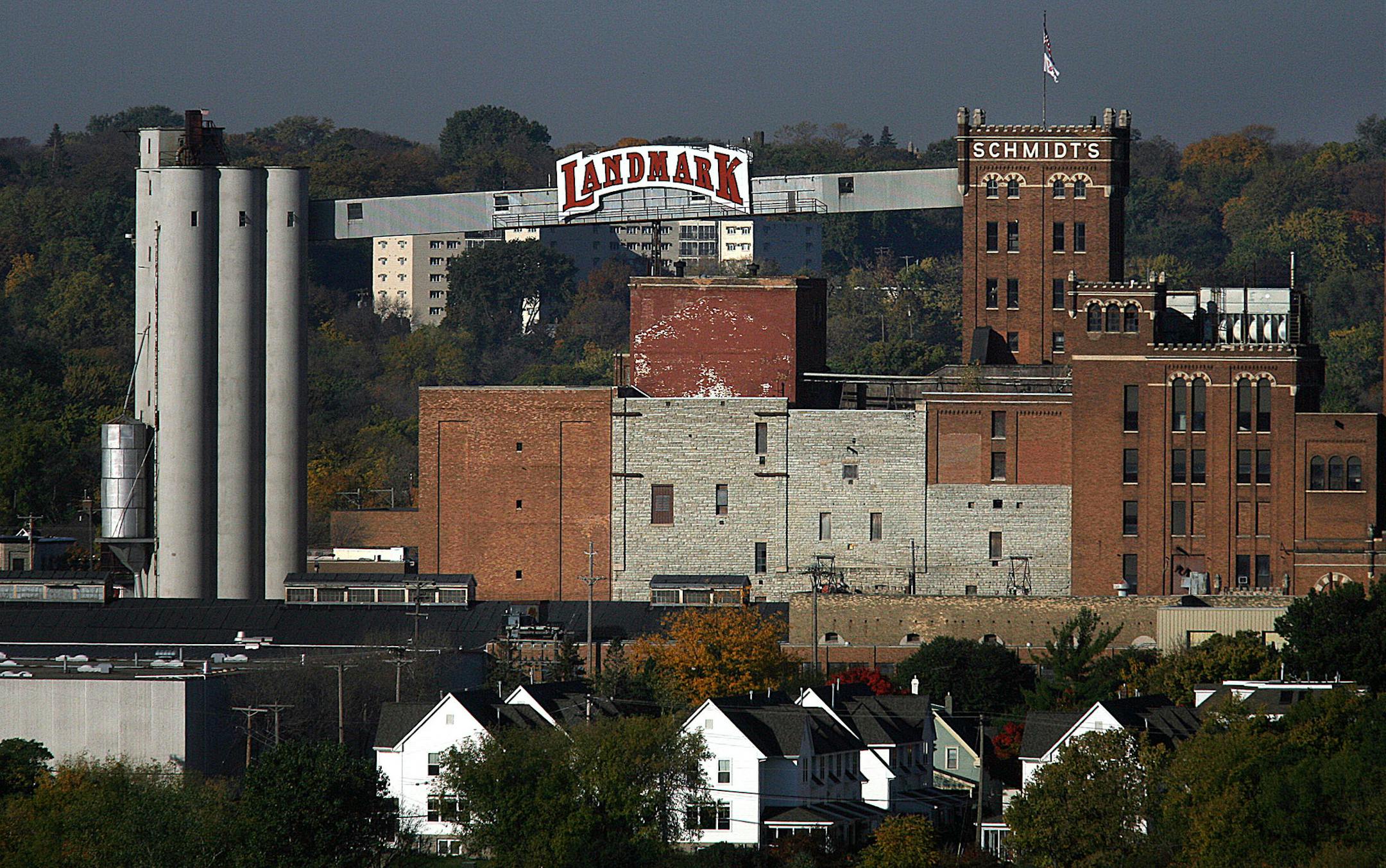 JIM GEHRZ ï jgehrz@startribune.com St. Paul/October 16, 2008/10:00 AM] Potential buyers of the Old Schmidt Brewery site in St. Paul are scheduled to close a deal soon, but the father-and-son team from the East Coast who plan to develop the site may have trouble coming up with the money needed. ORG XMIT: MIN2012111619024169