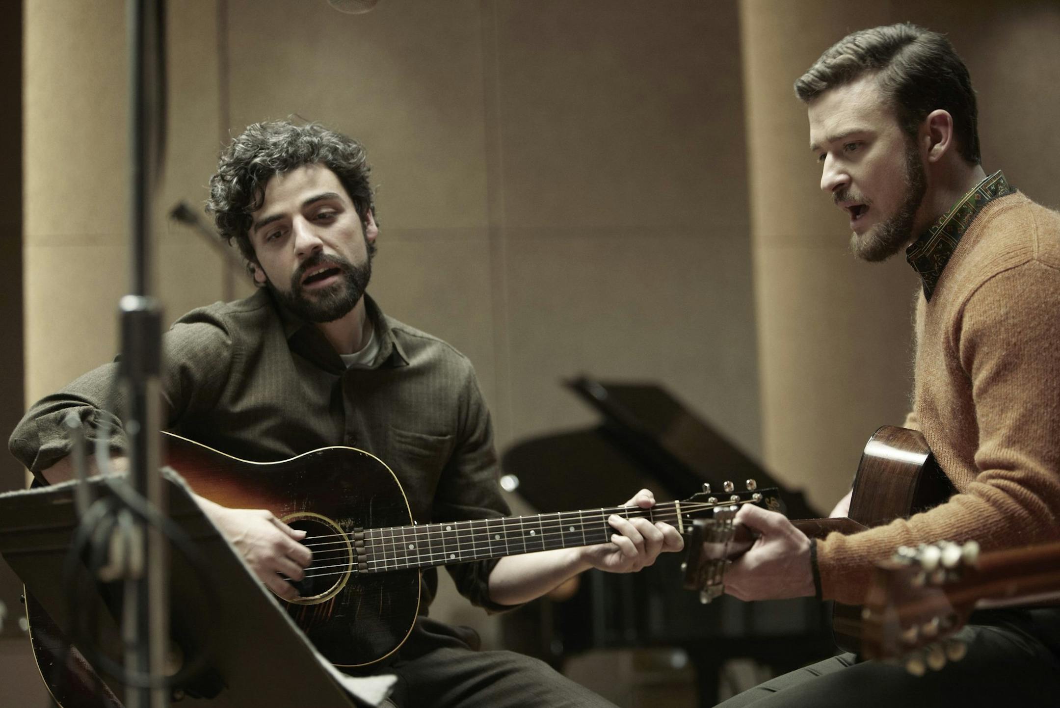 Oscar Issac, left, and Justin Timberlake star in "Inisde Llewyn Davis." (Alison Rosa/Long Strange Trip LLC/MCT) ORG XMIT: 1146577