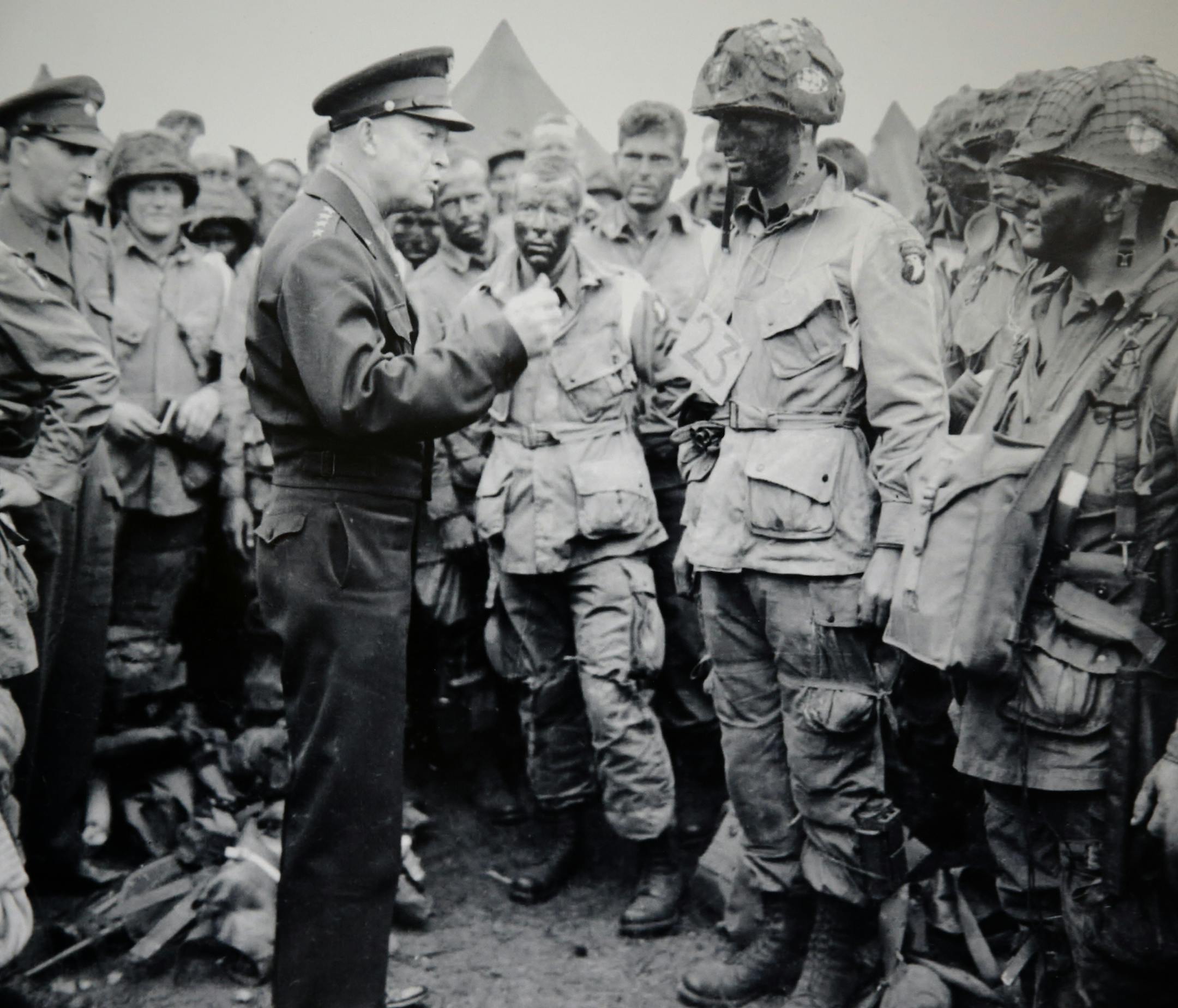 At his home in Bloomington, Jim Carroll received the French Foreign Legion of Honor award, the highest award bestowed on a foreigner by France. He was a paratrooper who was part of the Normandy invasion. and helped secure a bridge as the Nazis tried to fights off the Allied invasion. In this famous photograph of General Eisenhower talking to the troops before D-Day, Carroll wanted to shake the Eisenhower's hand, who was about 10 ft away.] Richard Tsong-Taatarii/ rtsong- taatarii@startribune.com