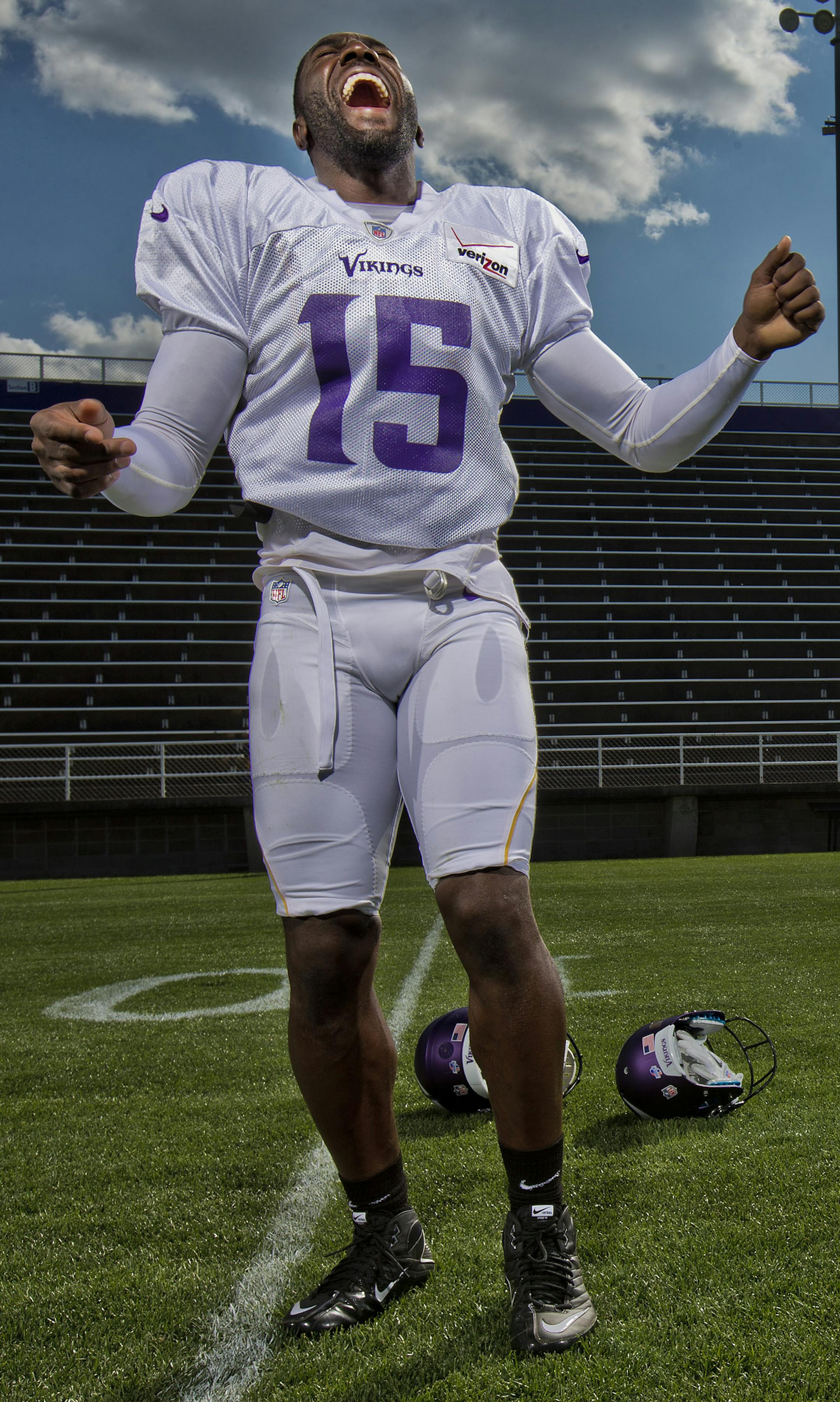 Minnesota Vikings receivers Greg Jennings (15) and Jerome Simpson (81). ] CARLOS GONZALEZ cgonzalez@startribune.com August 13, 2013, Minnesota Vikings Training Camp, Mankato, Minn., Minnesota State University, Mankato - ORG XMIT: MIN1308222120045902