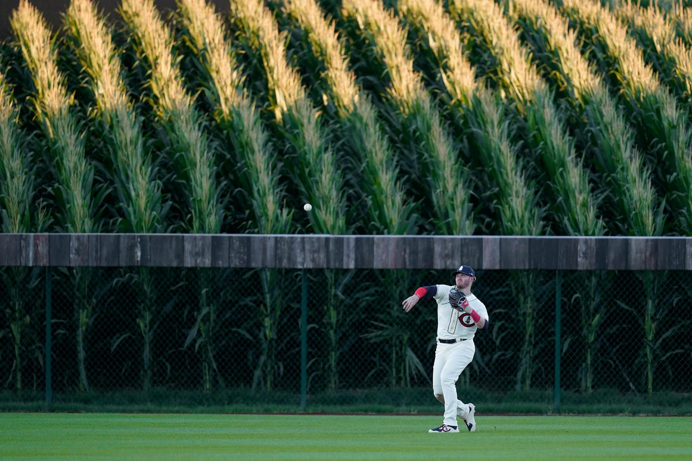 Twins set to play in ‘Field of Dreams’ game in Iowa against Phillies next August