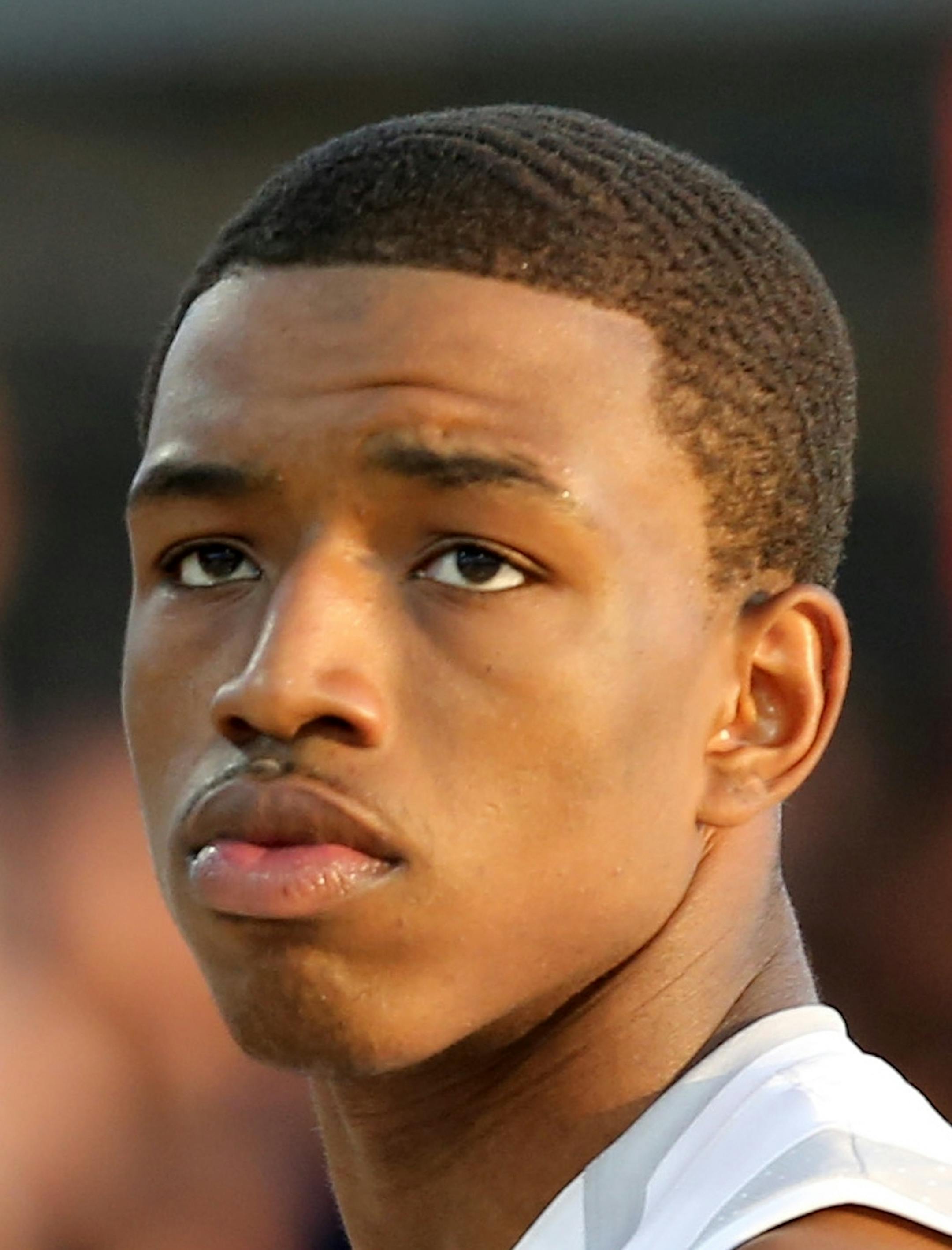Team Clutch''s Isaiah Washington #2 warms up against Team Drive in the Under Armour Elite 24 game on Saturday, August 20, 2016 in Brooklyn, NY. (AP Photo/Gregory Payan) ORG XMIT: NYOTK