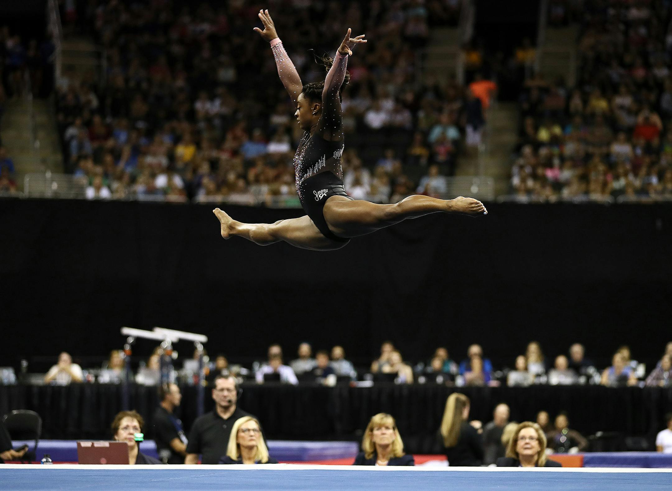 Simone Biles competes on floor exercise during Women's Senior competition at the 2019 U.S. Gymnastics Championships at the Sprint Center on Sunday, Aug. 11, 2019 in Kansas City, Mo. (Jamie Squire/Getty Images/TNS)