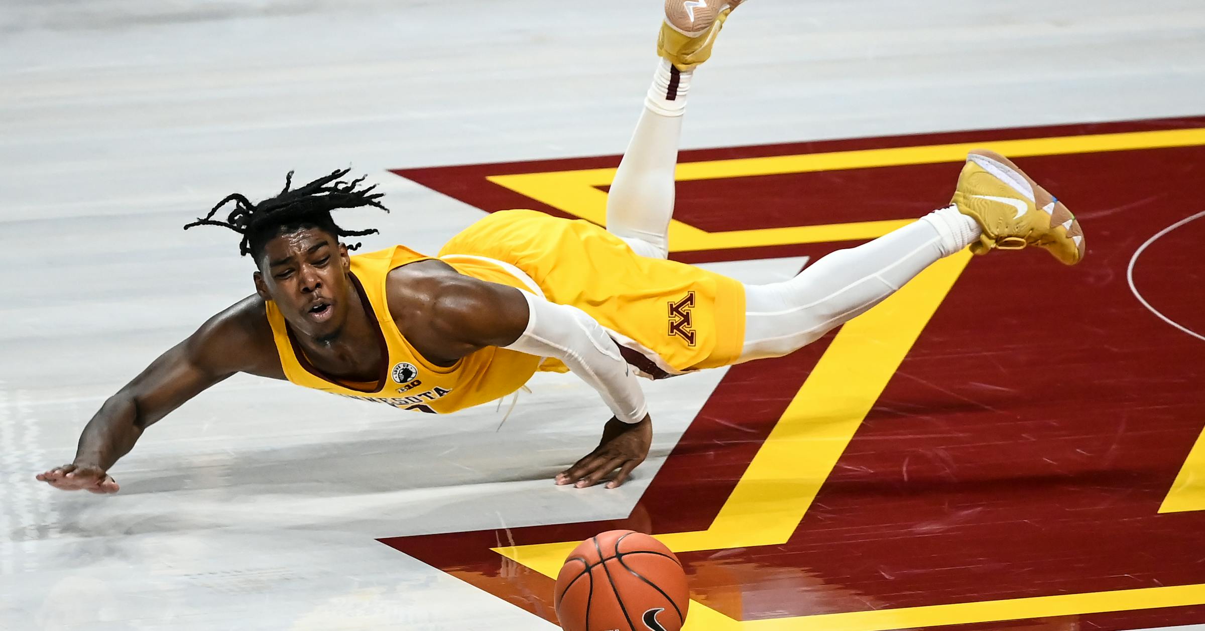 Fabulous start dwindles fast as Gophers are overtaken by Northwestern