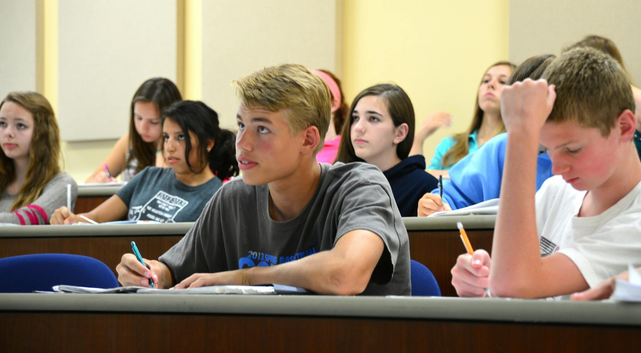 These students are learning how distractions like texting and talking on the phone make driving more dangerous.
