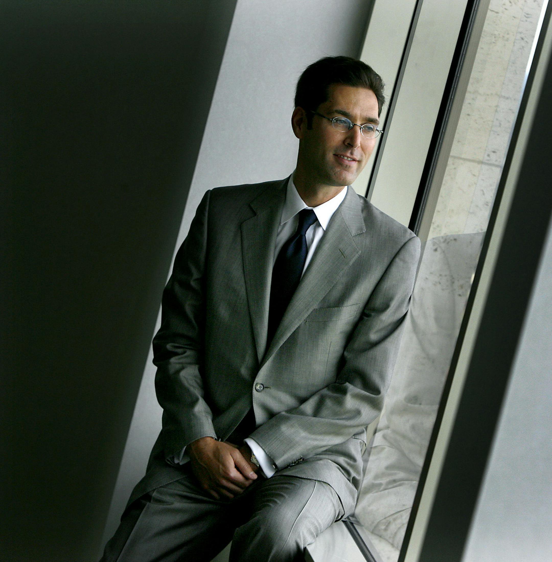 ELIZABETH FLORES¬• eflores@startribune.com July 16, 2009 - Minneapolis, MN - Steve Ubl is a native of New Brighton who is now med-tech's top lobbyist in Washington. Ubl is currently in the middle of the debate on health care reform, representing Minnesota's signature industry. ORG XMIT: MIN2013022817522565