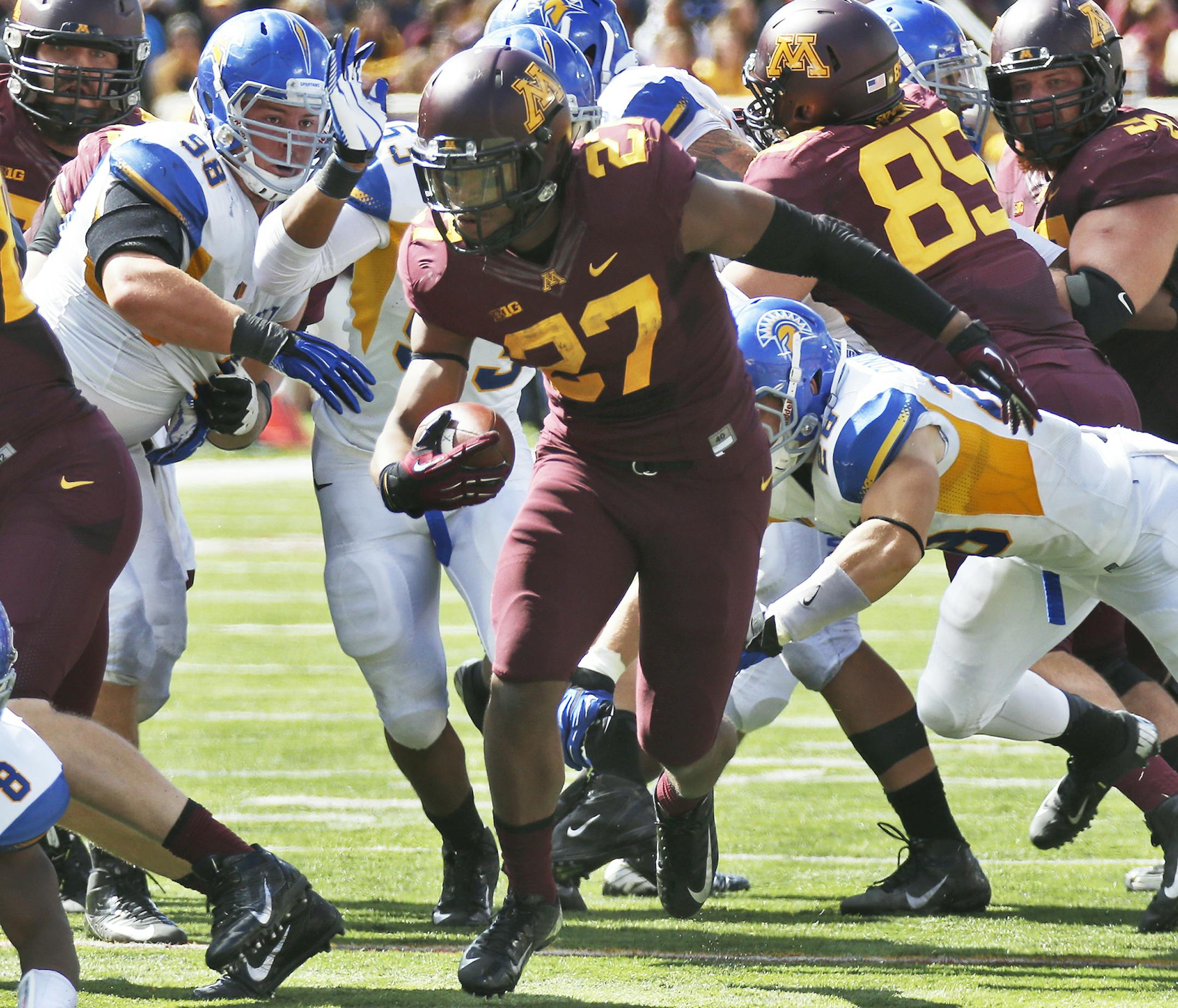 The Gophers had a strong running attack Saturday against San Jose State, including from David Cobb.