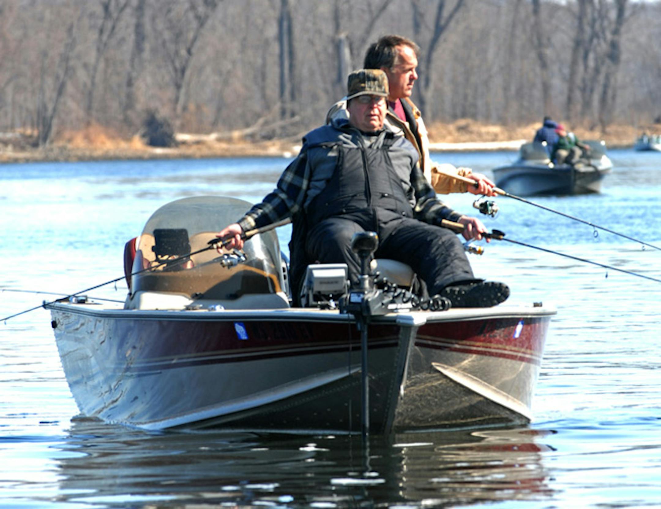 Anglers are allowed to use two lines on the Mississippi River near Red Wing, because there different regulations for border waters. This fellow was taking advantage of the opportunity, trolling for walleyes.