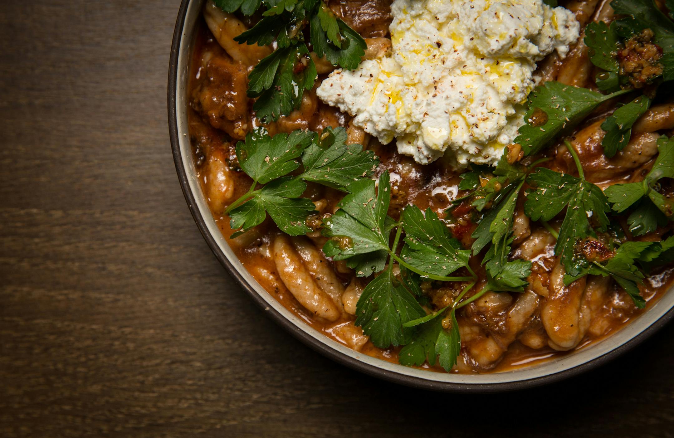 The ricotta cavatelli with short ribs and tripe are favorites at the Loyalist in Chicago's West Loop. MUST CREDIT: Galdones Photography ORG XMIT: 130.0.2253670604
