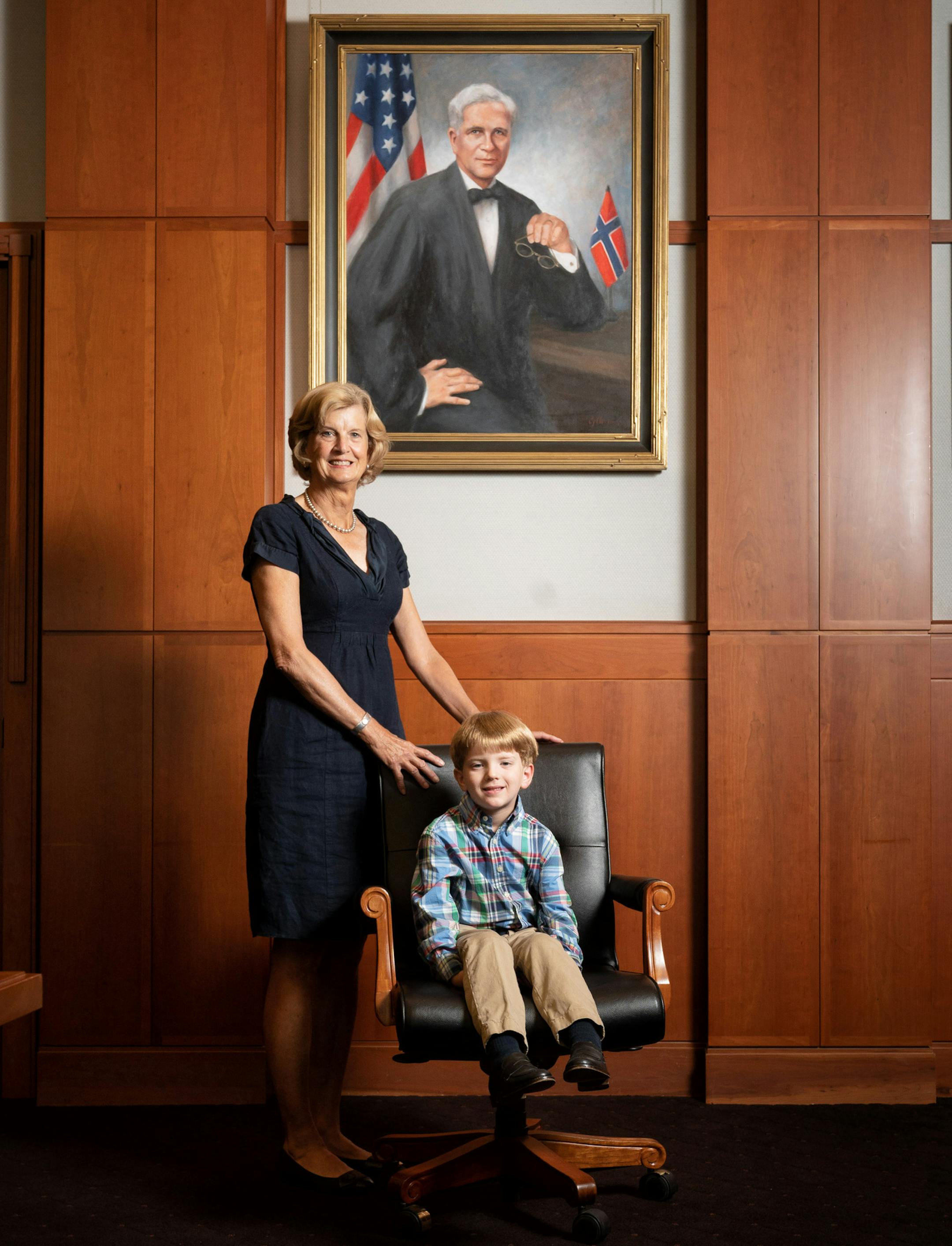 Grandaughter of Gunnar Nordbye Andrea Bassett and and great-great grandson of Gunnar Nordbye Gunnar Bassett with the judge's newly hung portrait in the Chief Judges chamber on the 15th floor of the Minneapolis federal courthouse. Nordbye's portrait now hang in the courtroom where Chief Judge John Tunheim presides. ] GLEN STUBBE ï glen.stubbe@startribune.com Friday, July 27, 2018 Gunnar Bassett is six.