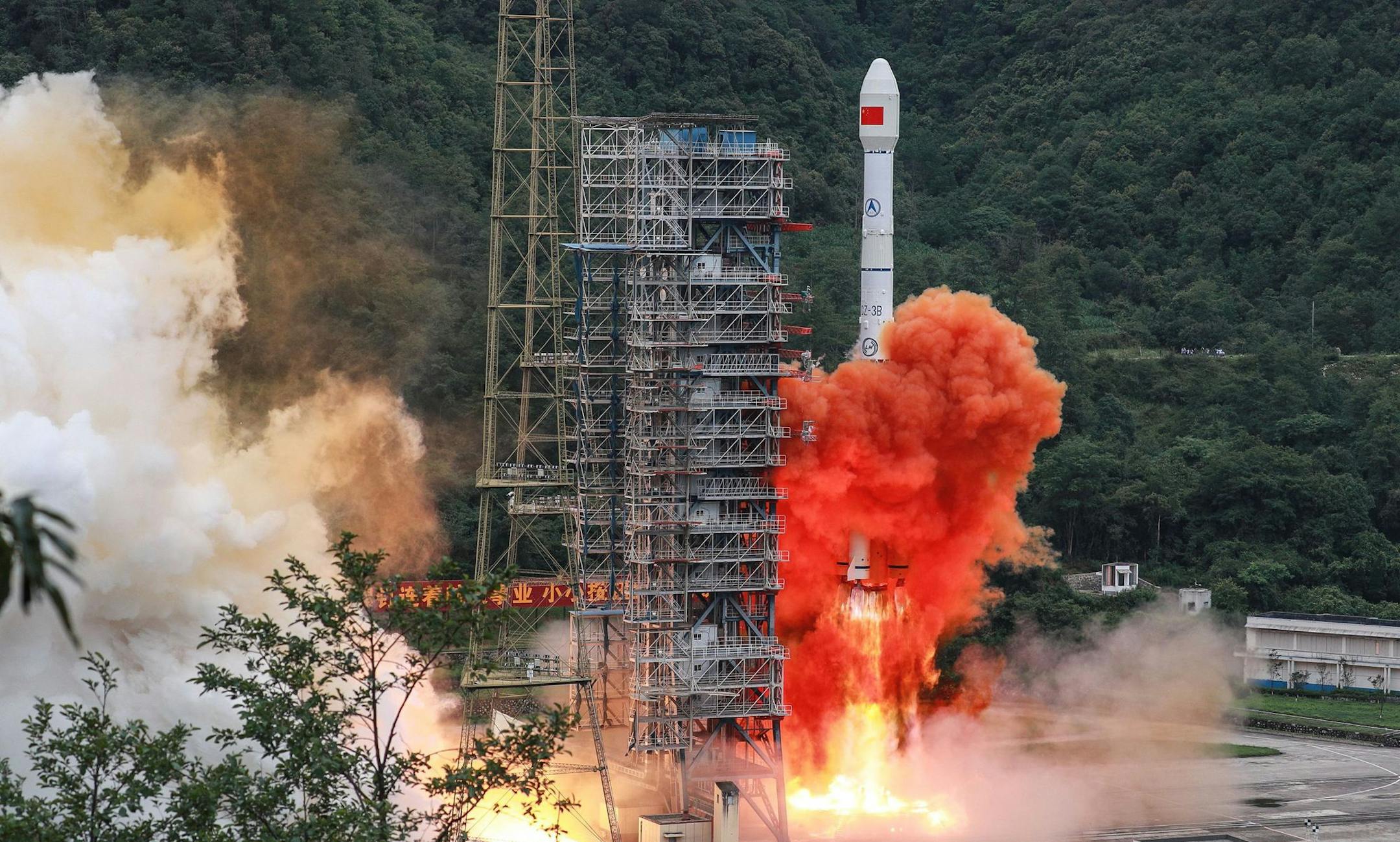 A Long March 3B rocket carrying the Beidou-3GEO3 satellite lifts off from the Xichang Satellite Launch Center in Xichang in China's southwestern Sichuan province on June 23, 2020. (AFP/Getty Images/TNS) ORG XMIT: 1740285