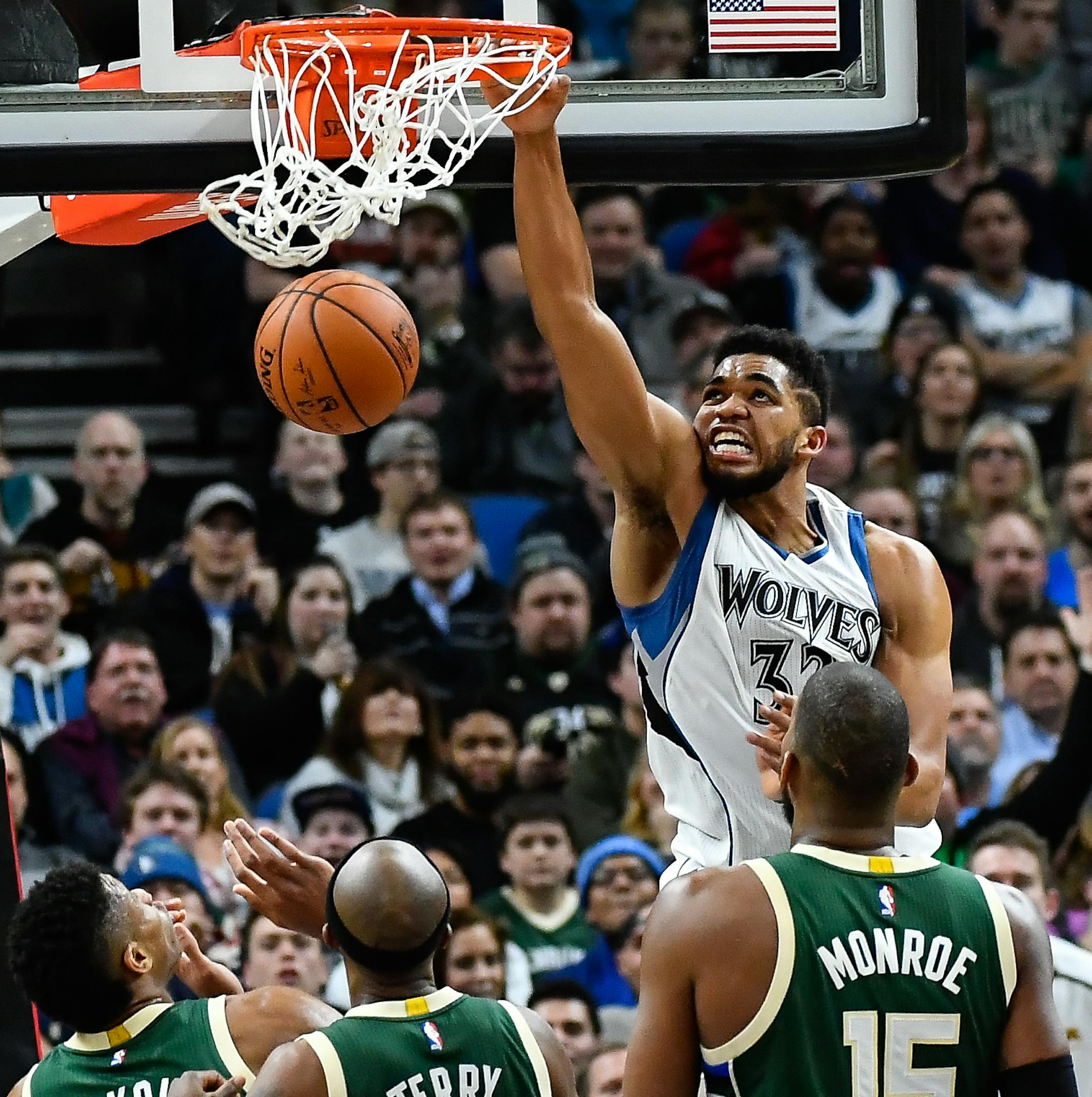 Minnesota Timberwolves center Karl-Anthony Towns (32) dunked the ball over a host of Milwaukee Bucks defenders in the second half Friday. ] (AARON LAVINSKY/STAR TRIBUNE) aaron.lavinsky@startribune.com The Minnesota Timberwolves played the Milwaukee Bucks on Friday, Dec. 30, 2016 at Target Center in Minneapolis, Minn.
