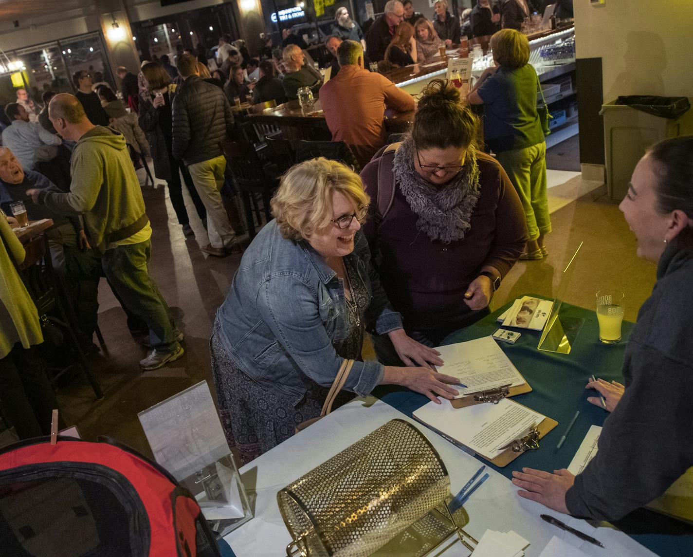 The Bitty Kitty Brigade, a nonprofit cat rescue, is hosted a Give to the Max Day kick-off party called "Brews for Bitty Kitties" at Boom Island Brewery in Minnetonka ] CARLOS GONZALEZ &#x2022; cgonzalez@startribune.com &#x2013; Minnetonka, MN &#x2013; November 13, 2019, Boom Island Brewing Company, The Bitty Kitty Brigade, a nonprofit cat rescue, is hosting a Give to the Max Day kick-off party called "Brews for Bitty Kitties" at Boom Island Brewery in Minnetonka