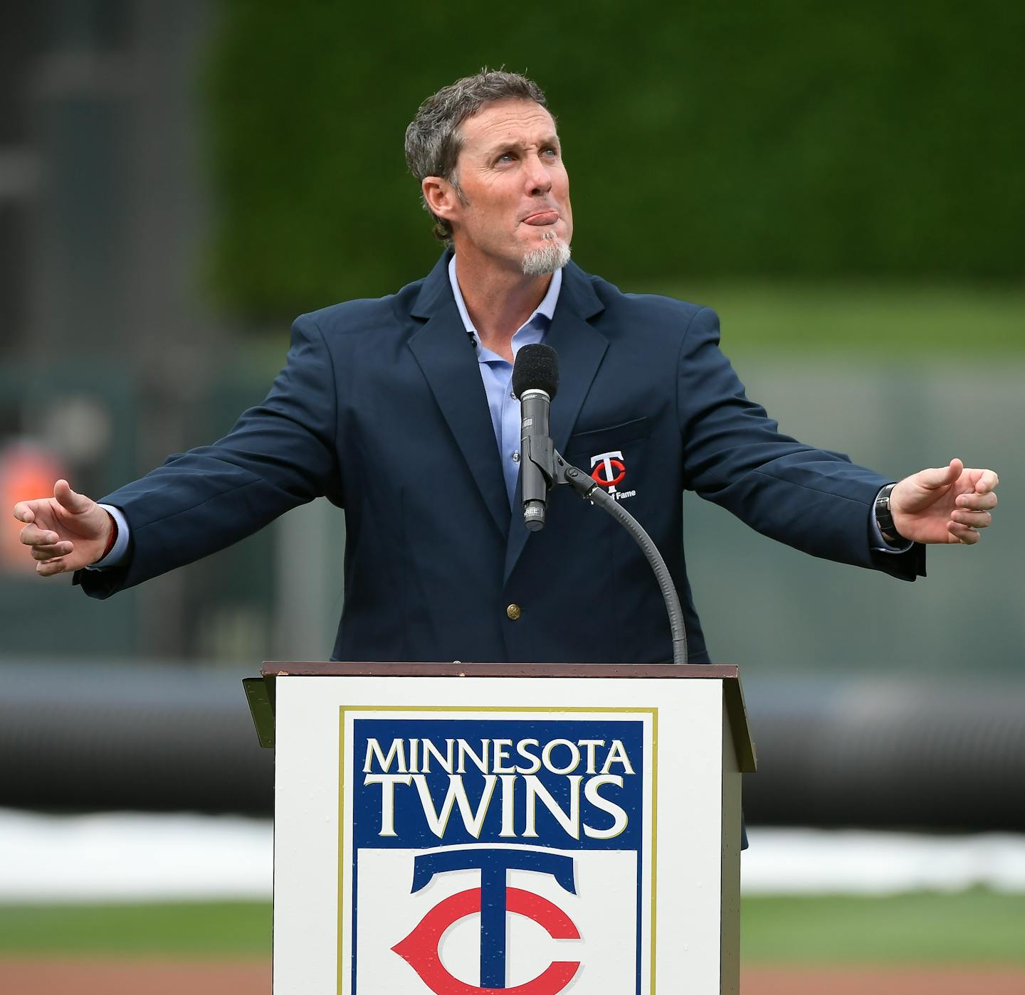 Retired Twins closer Joe Nathan struggled to contain his emotions as he spoke during his Hall of Fame induction ceremony Saturday night.