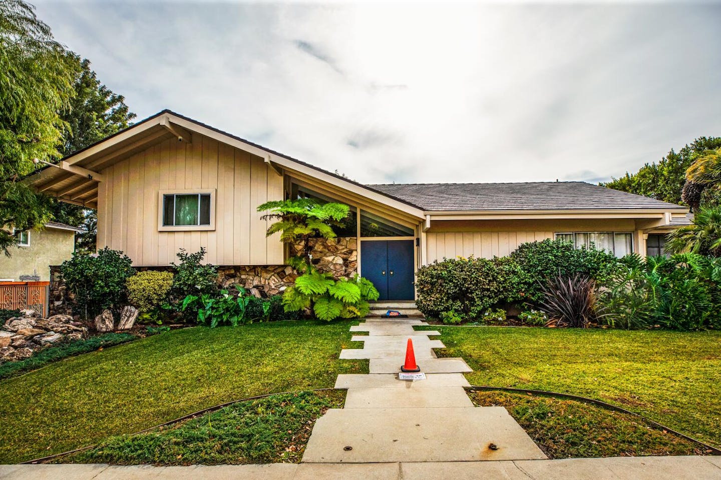 The "Brady Bunch" house in Studio City is said to be the second-most photographed house in America, after the White House.