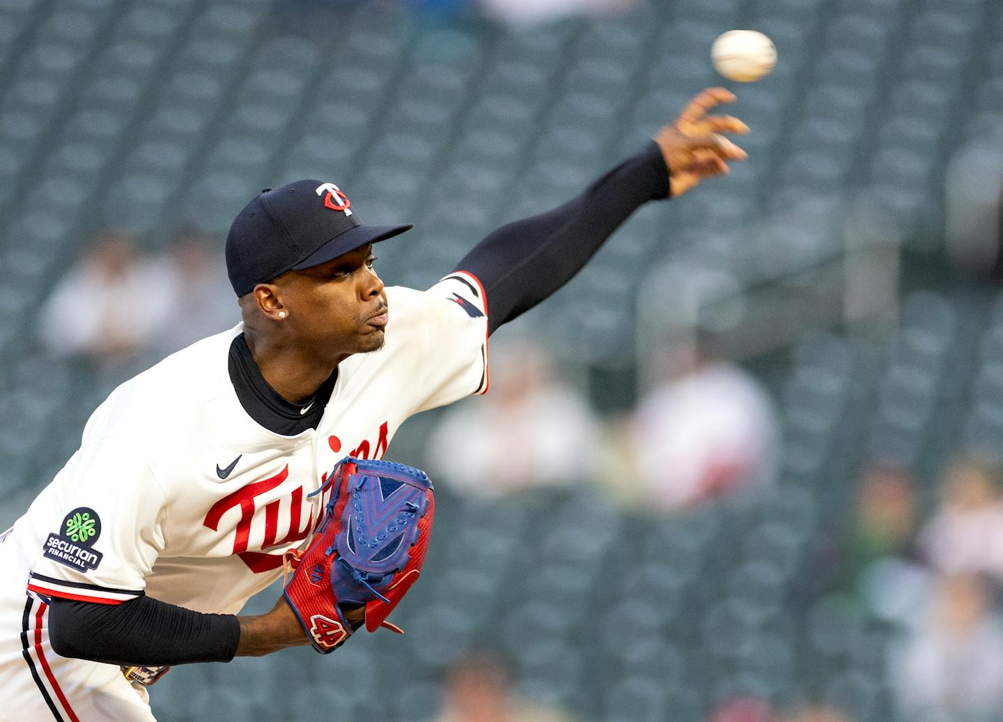 Minnesota Twins owners should have spent after trade deadline