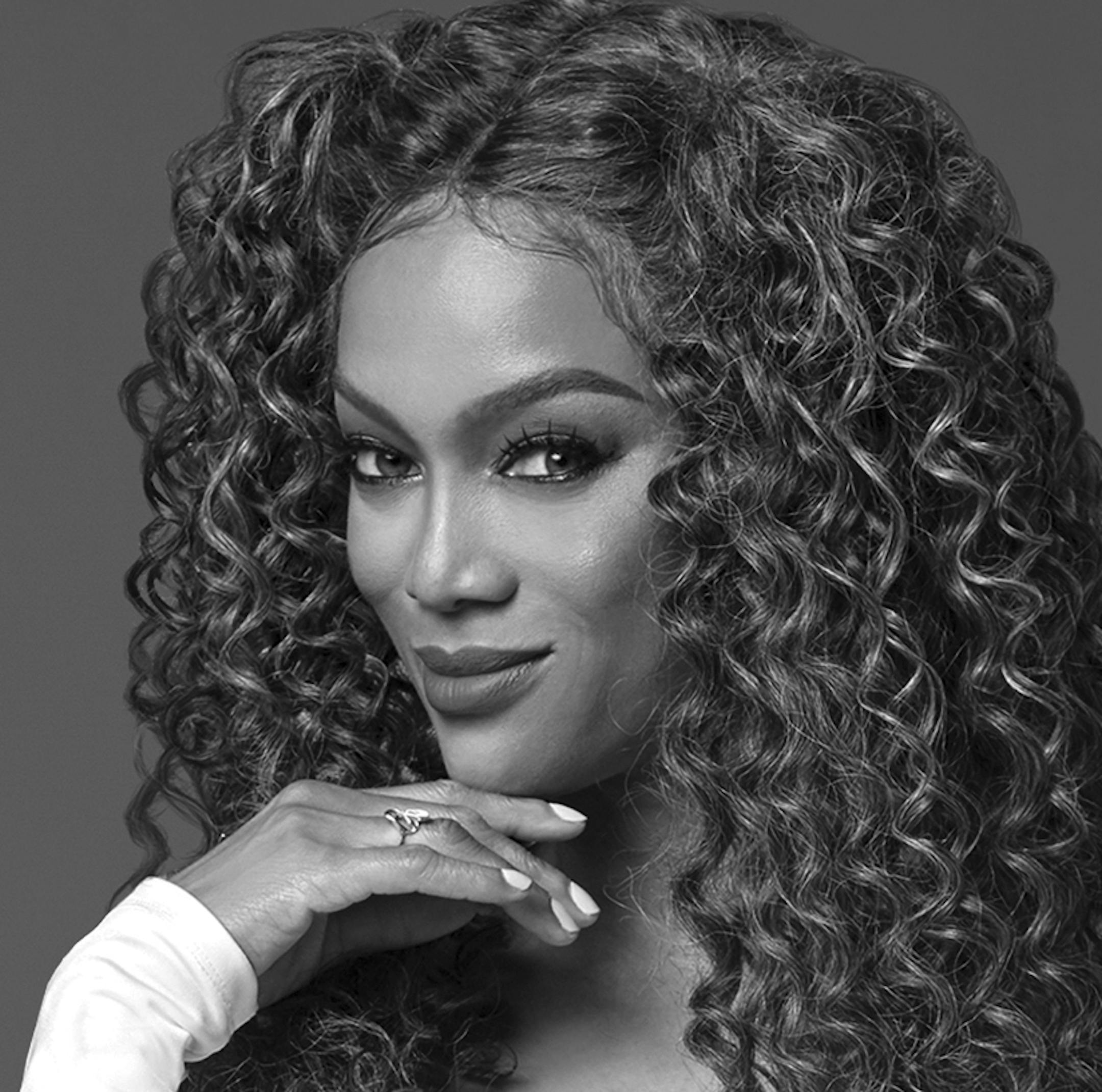 FOR USE WITH FYI_TV CONTENT ONLY. LIFE SIZE 2 - Freeform's "Life Size 2" stars Tyra Banks as Eve. (Freeform/Erik Asla)