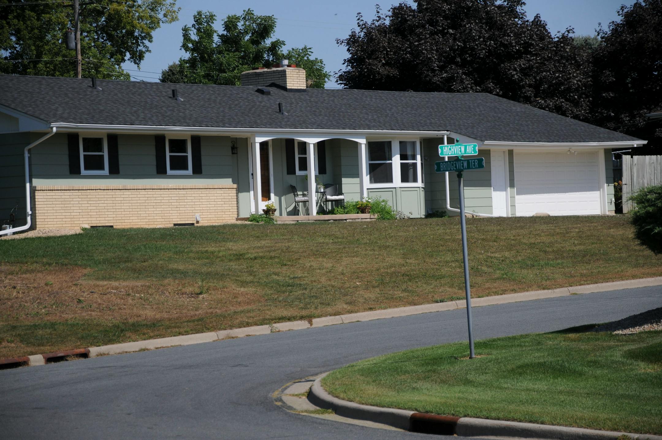 The cars, lawn and trash at the rambler on Highview Avenue in Eagan drew complaints. It took a call from inside to unravel what was amiss.