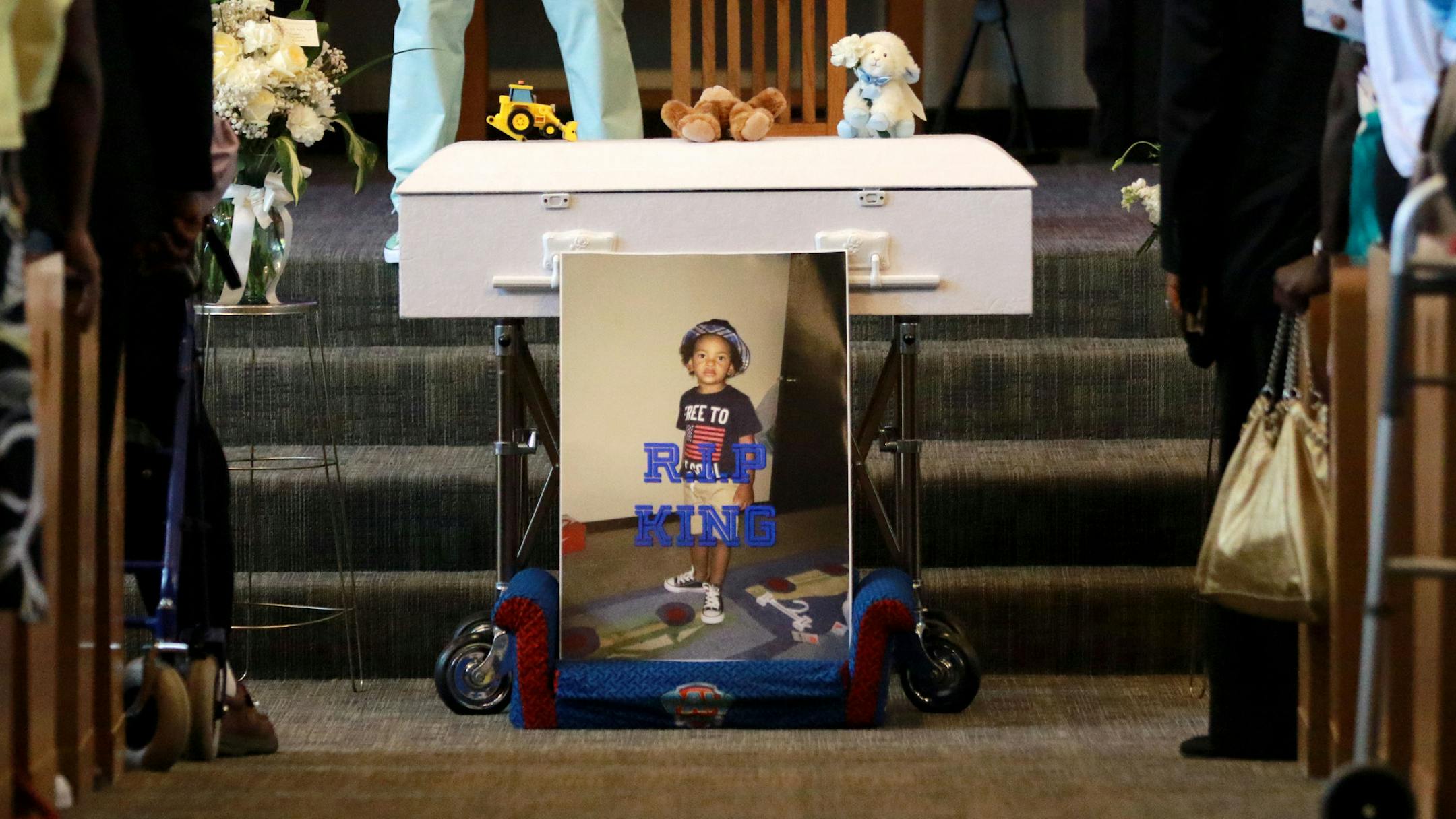 Some of his favorite toys and a photo rest on the casket of Le'Vonte King Jason Jones, 2, shot and killed last week in a drive-by shooting, during a celebration of life service Friday, July 15, 2016, at Bethel Christian Fellowship.](DAVID JOLES/STARTRIBUNE)djoles@startribune Celebration of Life for Le&#x201d;Vonte King Jason Jones, 2, Friday, July 15, 2016, at Bethel Christian Fellowship. Jones was shot and killed in a drive-by shooting on July 8, in North Minneapolis.