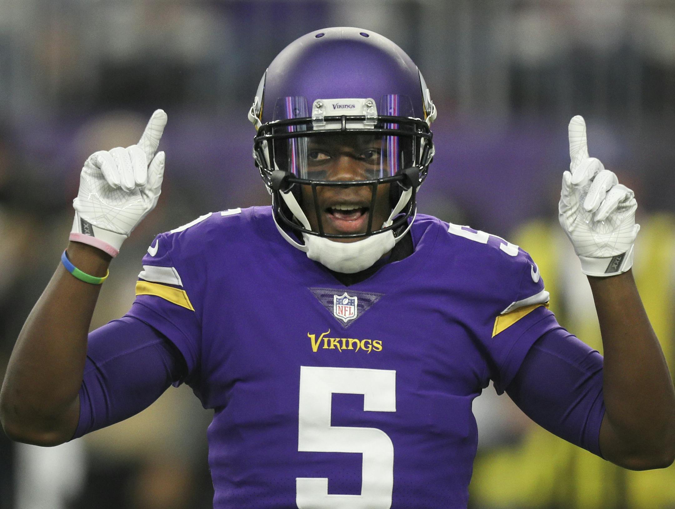 Vikings Teddy Bridgewater, came into the game in the 4th quarter, seeing his first game snaps since the 2016 preseason, entered in the fourth quarter with the Vikings leading 34-0 on the verge of an 11th win and NFC North division title. Bridgewater threw an interception on his first pass ] Minnesota Vikings -vs- Cincinnati Bengals, U.S. Bank Stadium.
BRIAN PETERSON &#xef; brian.peterson@startribune.com
Minneapolis, MN 12/17/2017