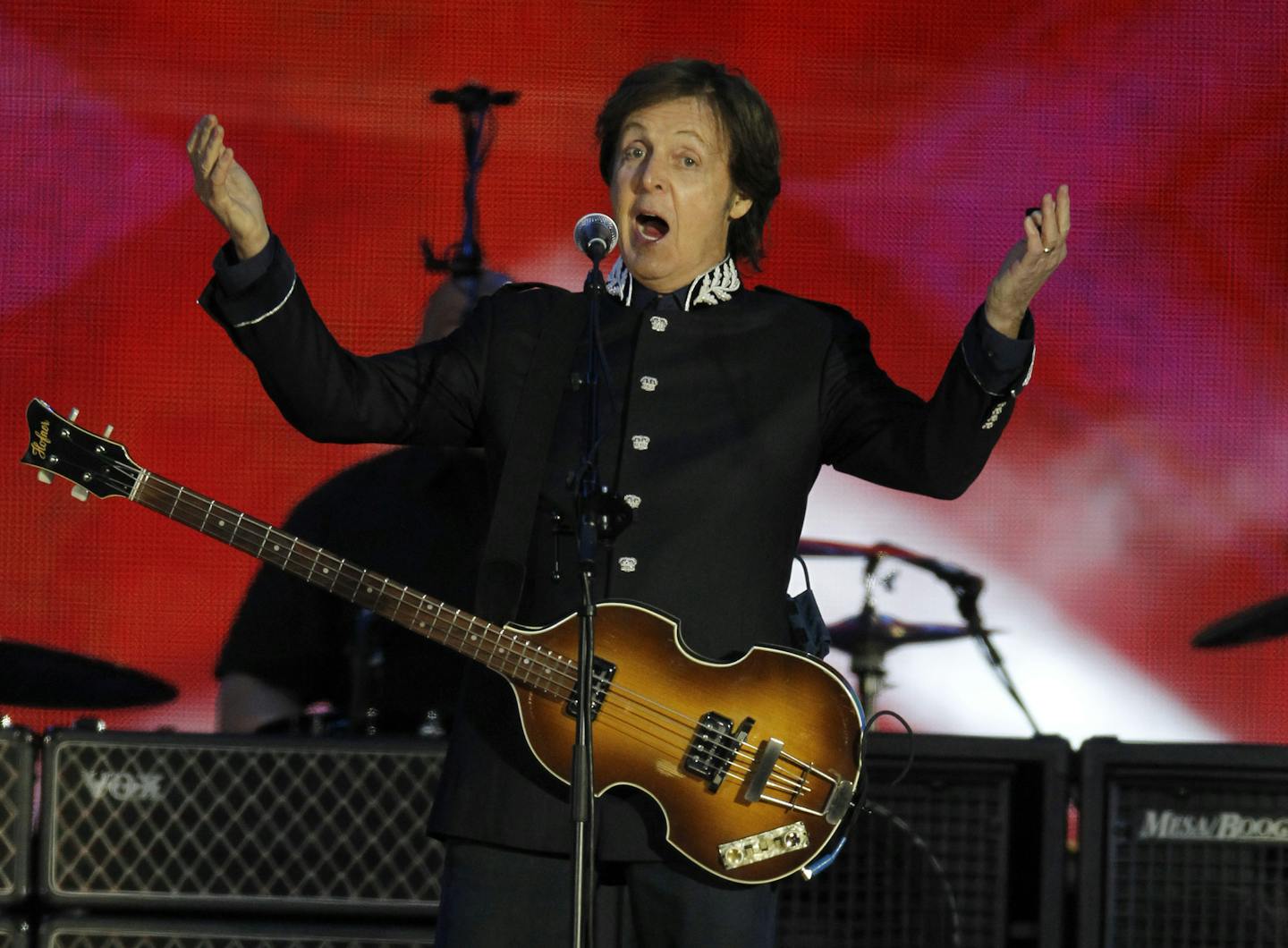 Sir Paul McCartney performs at the Queen's Jubilee Concert in front of Buckingham Palace, London, Monday, June 4, 2012. The concert is a part of four days of celebrations to mark the 60 year reign of Britain's Queen Elizabeth II. (AP Photo/Joel Ryan)