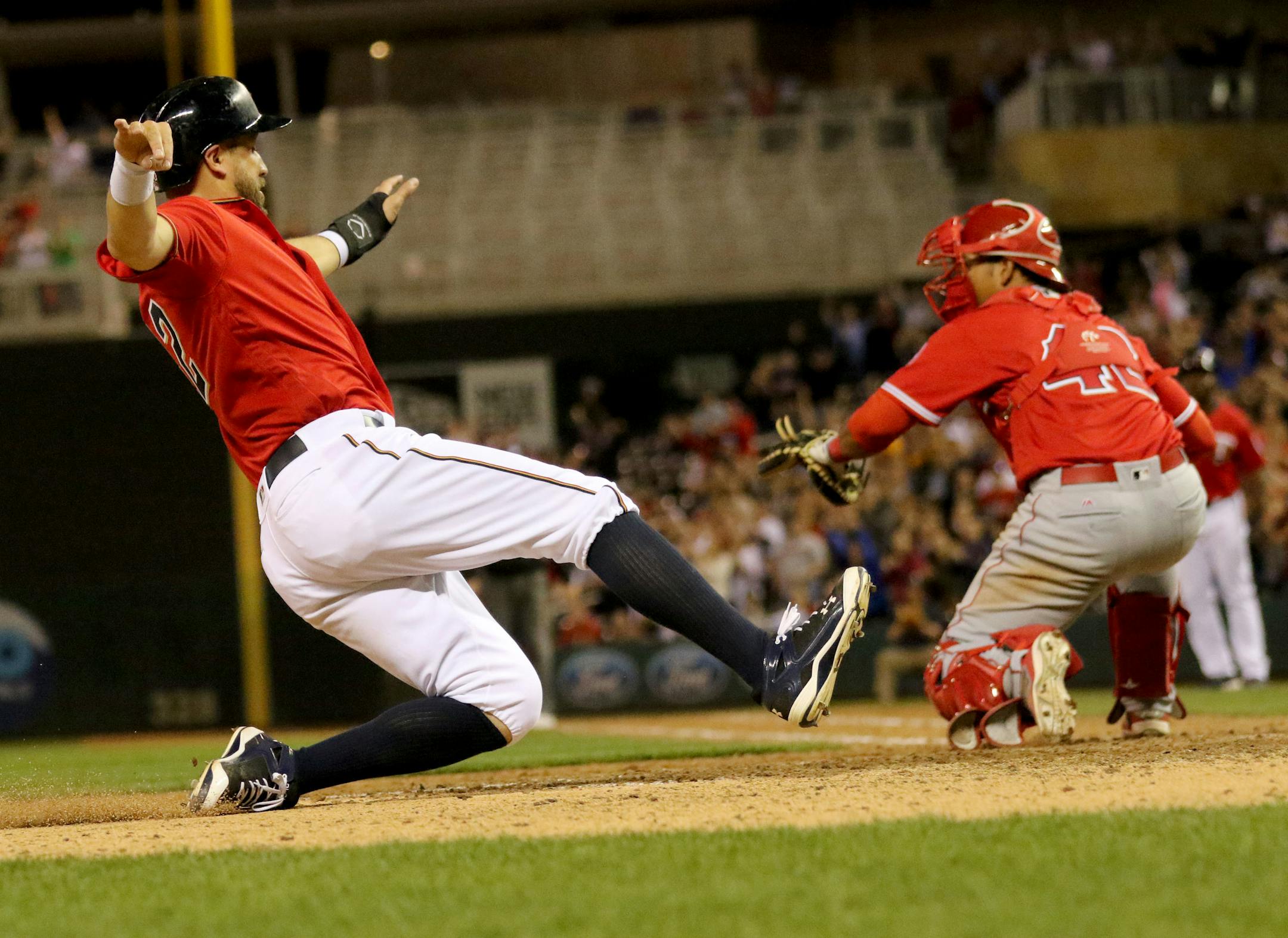 Trevor Plouffe beat the throw to the plate on a double by Byung Ho Park in the 8th inning as Angels catcher Carlos Perez took the late throw. The run proved to be the winner as the Twins beat the LA Angels 5-4.