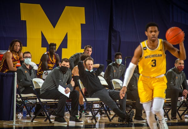Second-half meltdown by Gophers leads to blowout at Michigan