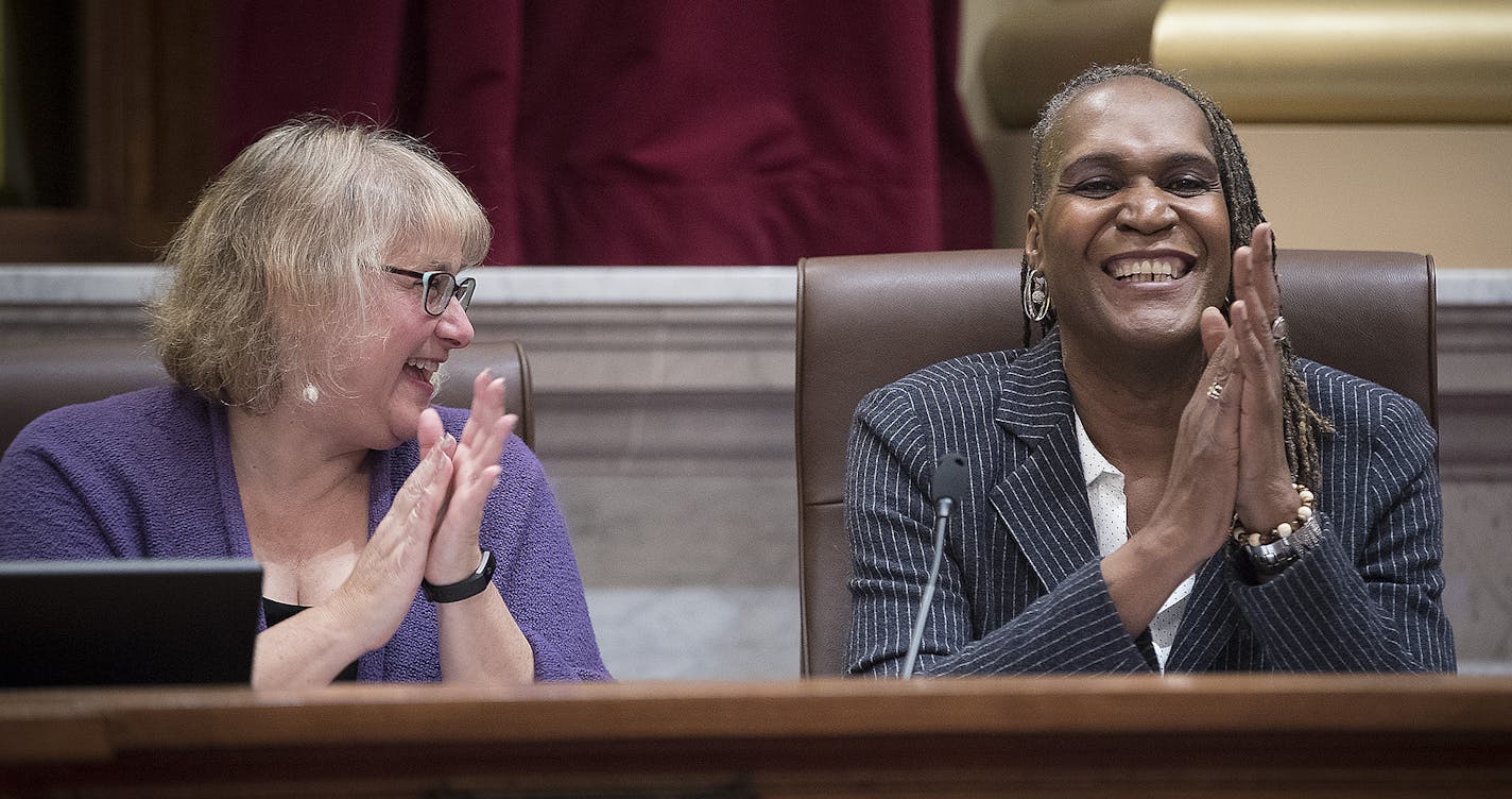 Minneapolis City Council member Lisa Goodman celebrated as Andrea Jenkins was named the new Vice President during the first City Council meeting of the year, Monday, January 8, 2018 in Minneapolis, MN. ] ELIZABETH FLORES &#x2022; liz.flores@startribune.com