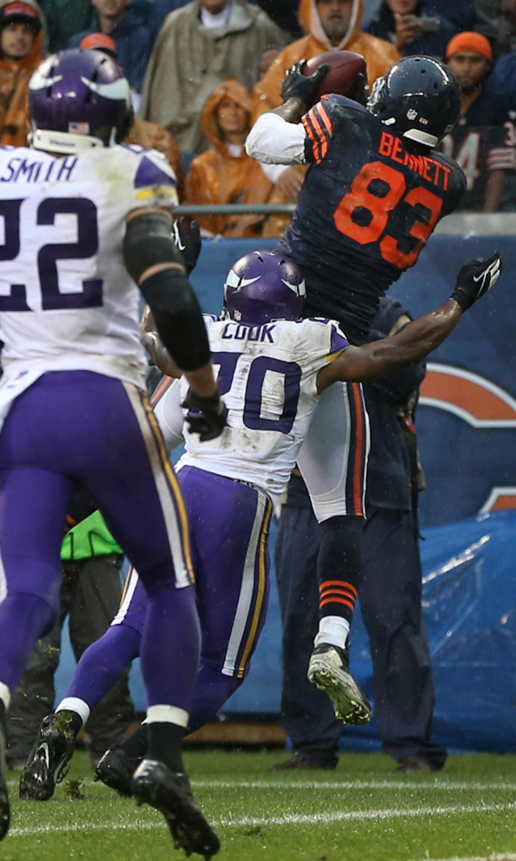 Bears tight end Martellus Bennett caught the winning touchdown from Jay Cutler with 10 second left in the fourth quarter. Vikings cornerback Chris Cook was beat on the play. ] Minnesota Vikings and Chicago Bears - Soldier Field MCKENNA EWEN &#xb7; mckenna.ewen@startribune.com Chicago, Ill. - 09/08/2013