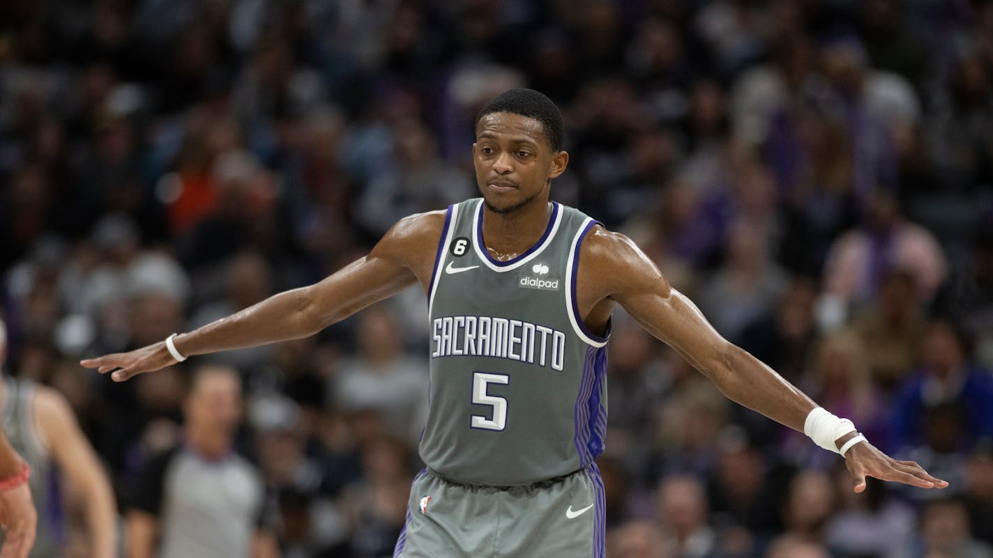 Sacramento Kings guard De'Aaron Fox (5) in the second half in an NBA basketball game against the Atlanta Hawks in Sacramento, Calif., Wednesday, Jan. 4, 2023. The Hawks won 120-117. (AP Photo/José Luis Villegas)