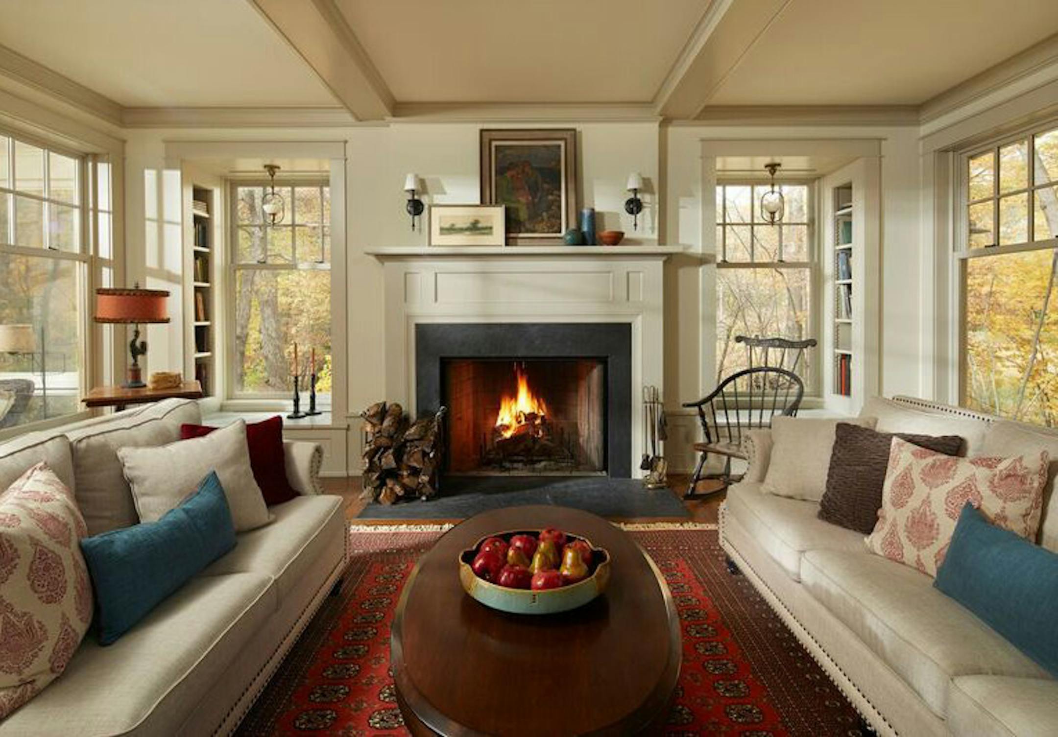 Peter Bastianelli-Kerze and Karen Melvin Deephaven Colonial by Albertsson Hansen Architecture