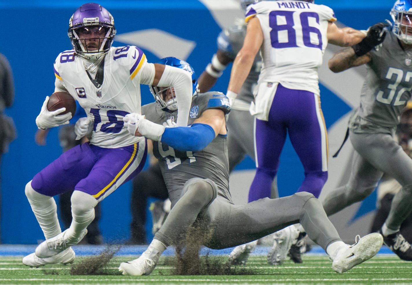 Minnesota Vikings wide receiver Justin Jefferson (18) was tackled in the back field for a 9 yard loss by Detroit Lions defensive end Levi Onwuzurike (91) in the second quarter Sunday January ,7 2024 in, Detroit, Mich. ] JERRY HOLT • jerry.holt@startribune.com