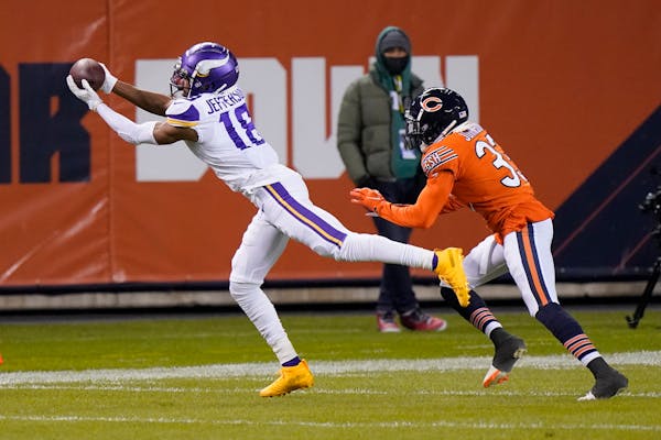 The Vikings and Justin Jefferson picked on Bears cornerback Jaylon Johnson in the first matchup between the teams last year.