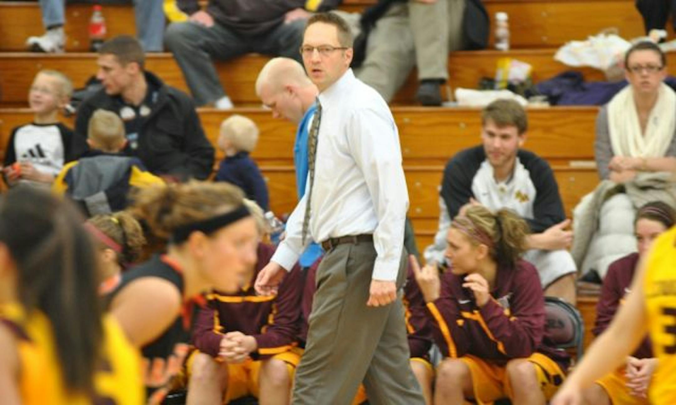 Minnesota-Morris women's basketball coach Tim Grove