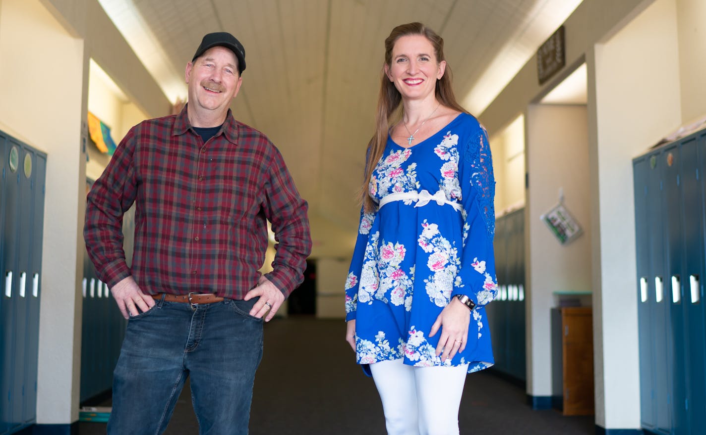 Amid a raging global pandemic, Erin Durga, a third-grade teacher in Kimball, MN, gave up one of her kidneys for the school custodian, Pat Mertens.