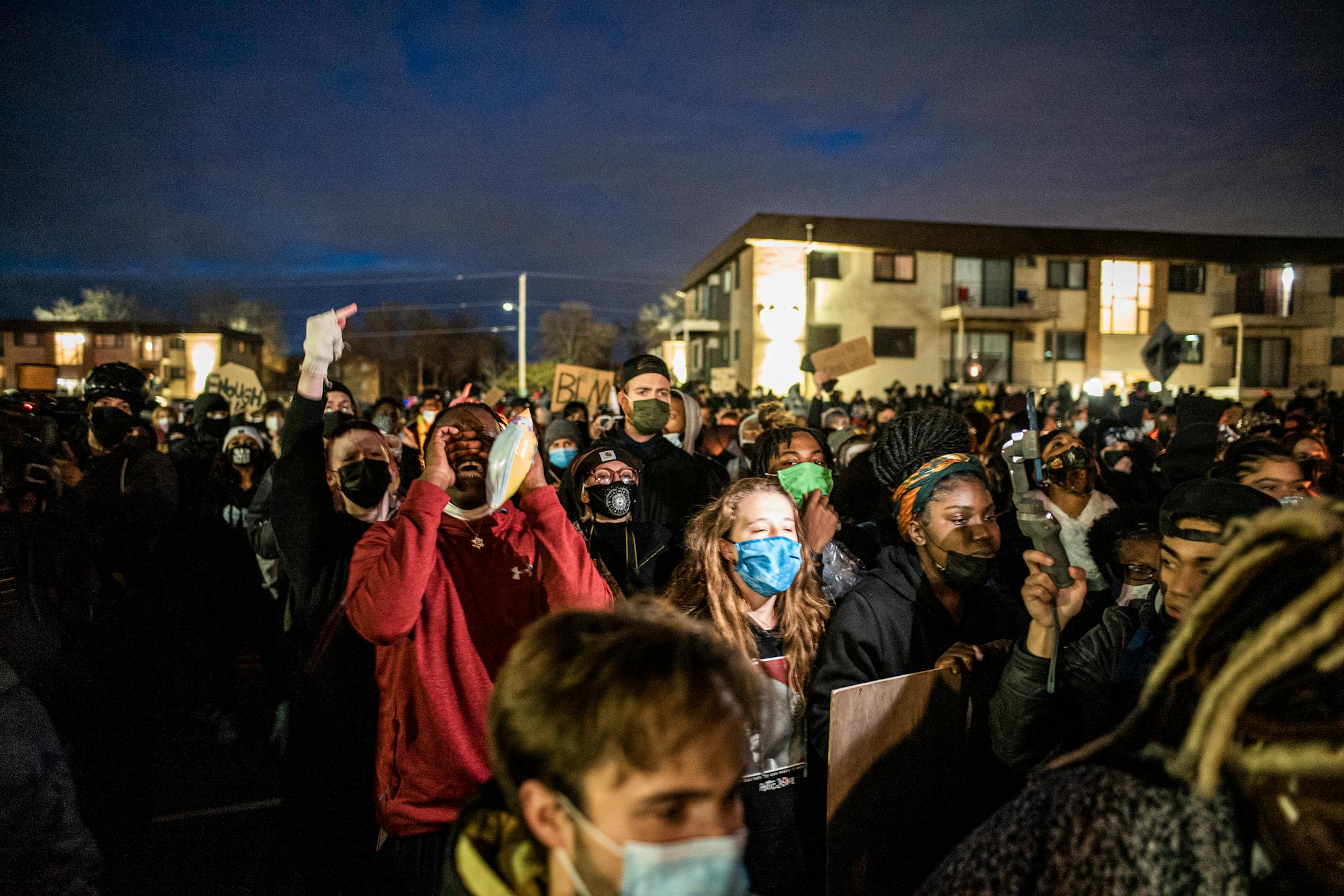 People protest near the Brooklyn Center Police Department in response to the fatal police shooting of Daunte Wright, Thursday, April 15, 2021 in Brooklyn Center, Minn.