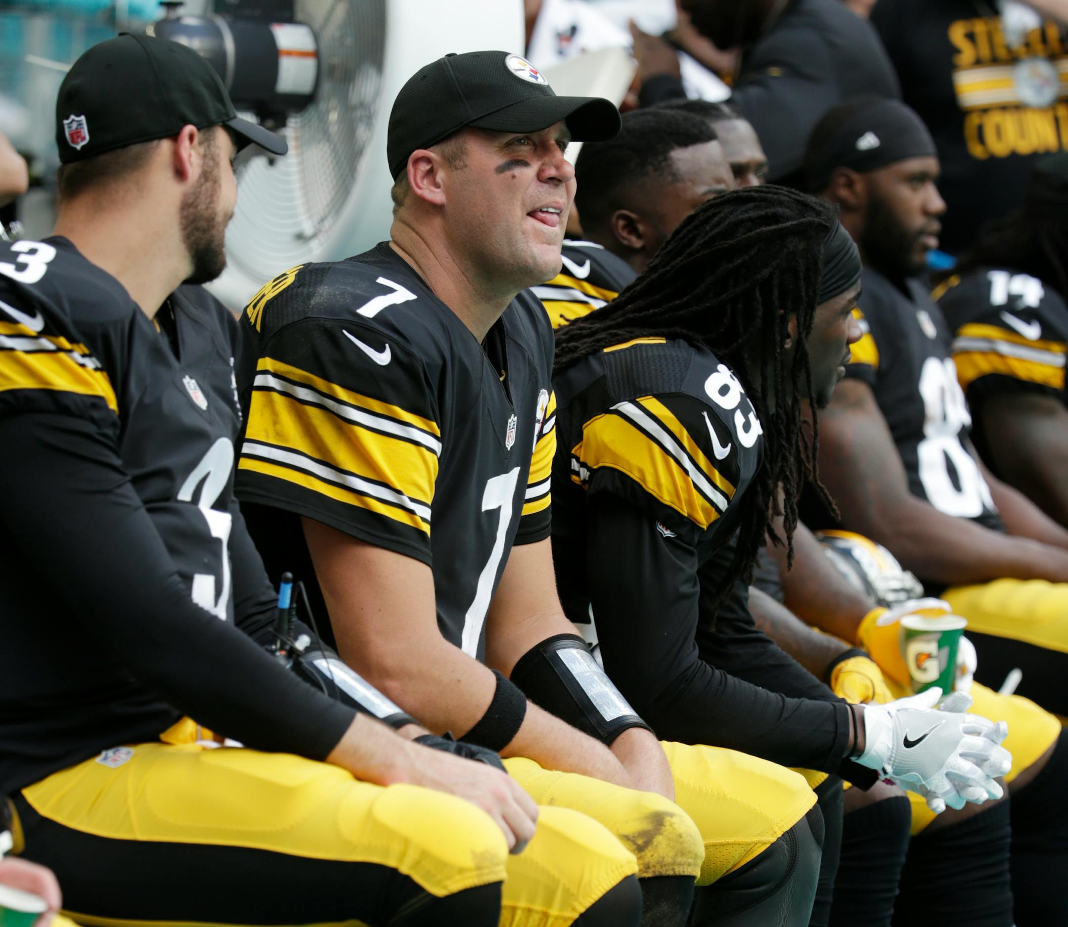 Pittsburgh Steelers quarterback Ben Roethlisberger (7) sits on the sidelines, during the second half of an NFL football game against the Miami Dolphins, Sunday, Oct. 16, 2016, in Miami Gardens, Fla. (AP Photo/Lynne Sladky)