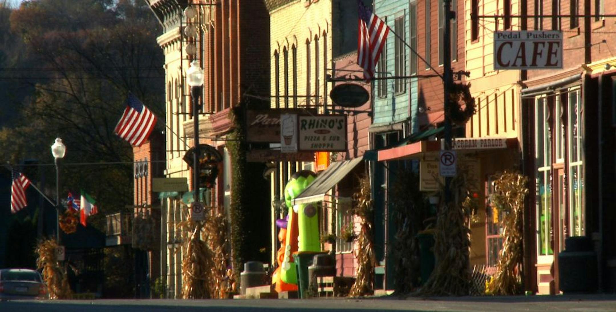 Downtown Lanesboro is a quiet place on a weekday, but becomes a very busy place on weekends.